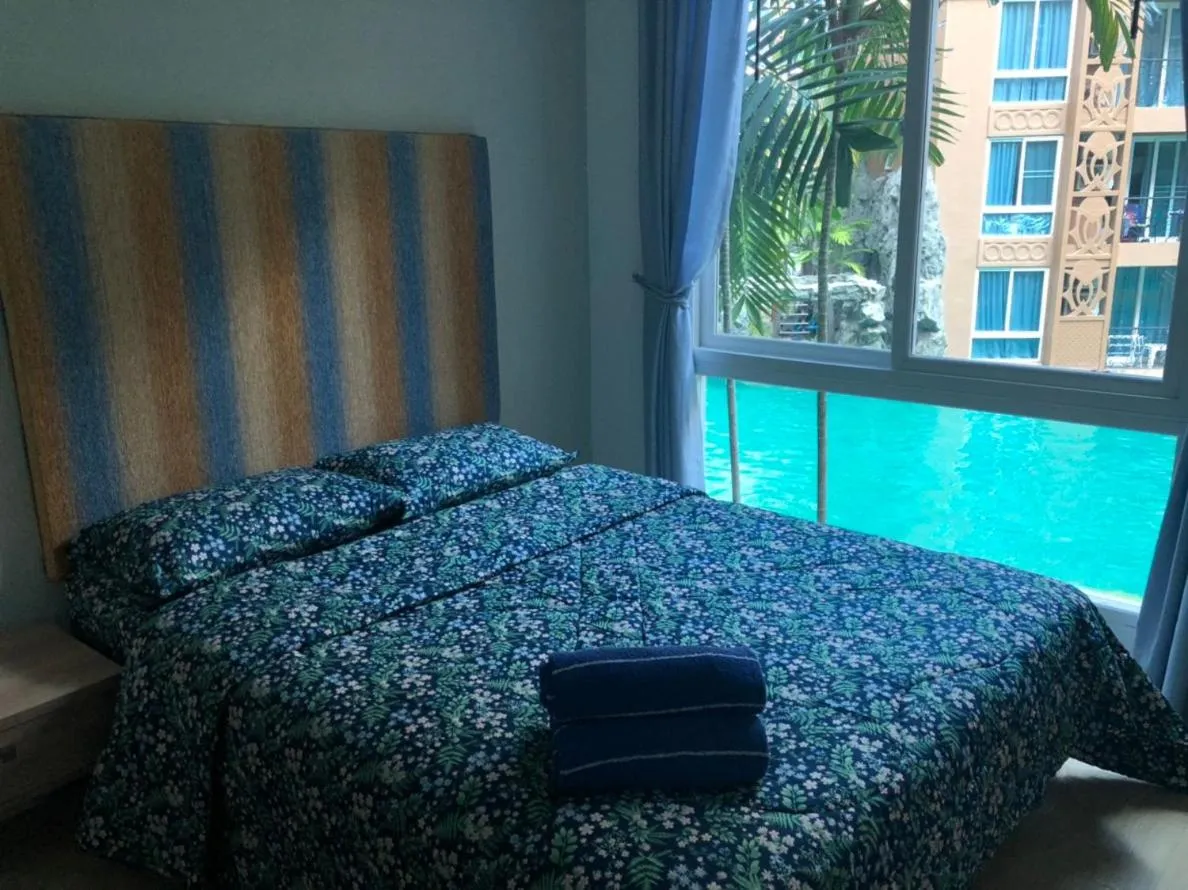 Bedroom, Bed in Atlantis Condo Resort Jomtien TLH