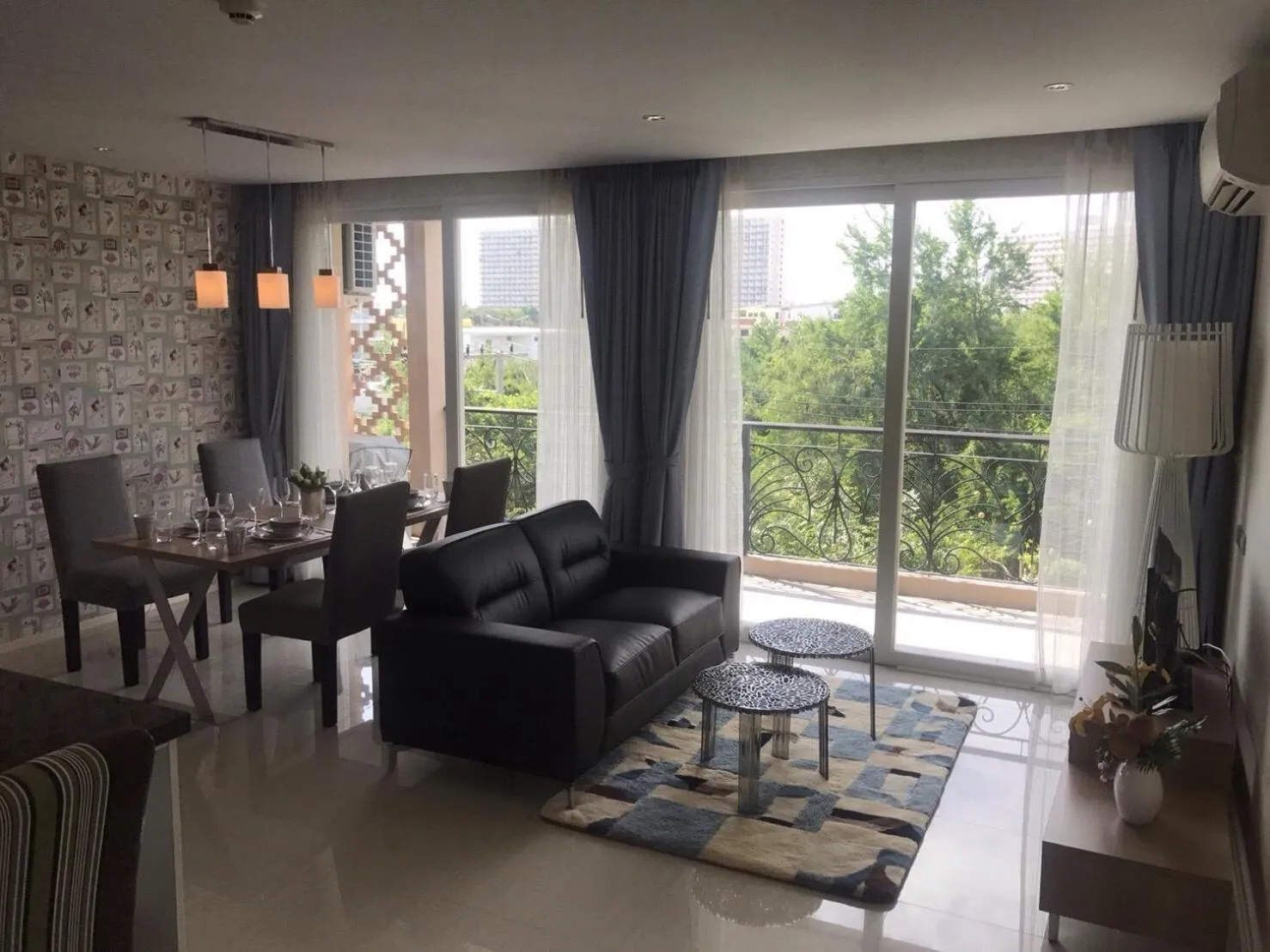 Living room in Atlantis Condo Resort Jomtien TLH
