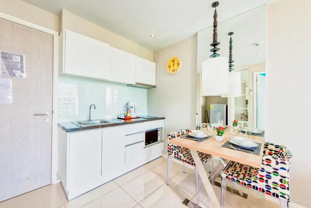 Two-Bedroom Apartment - single occupancy in Atlantis Condo Resort Jomtien TLH Two-Bedroom Apartment - single occupancy in Atlantis Condo Resort Jomtien TLH