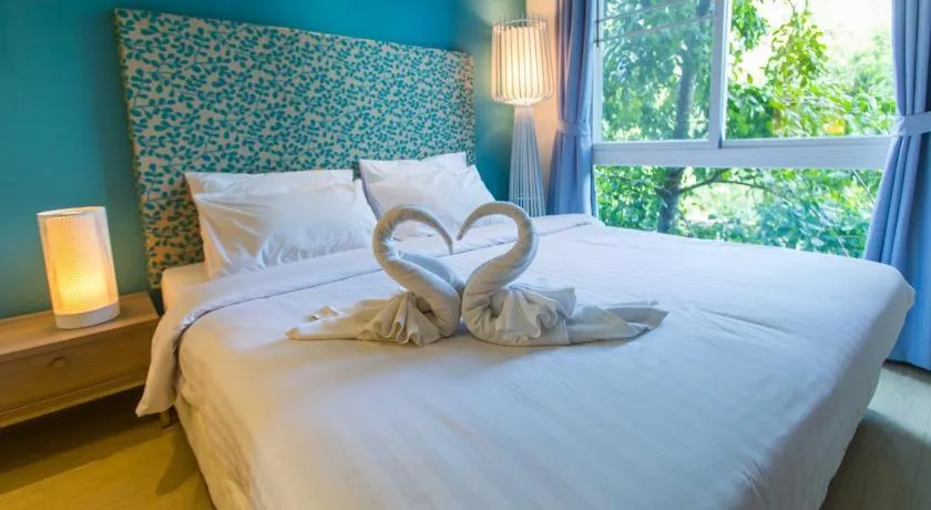 Bed in Atlantis Condo Resort Jomtien TLH