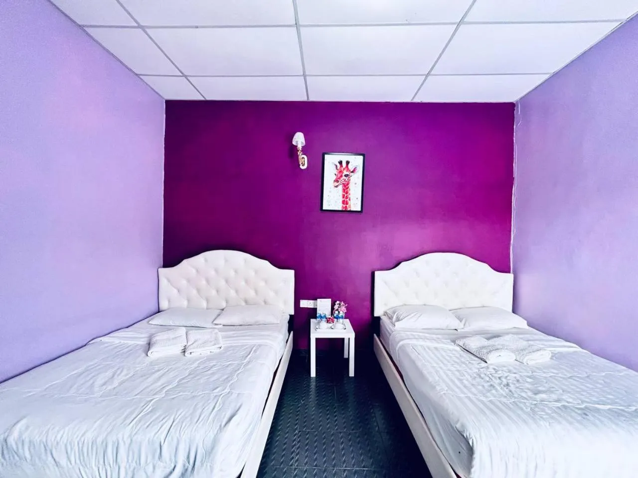 Bed in Taman Negara River View Lodge