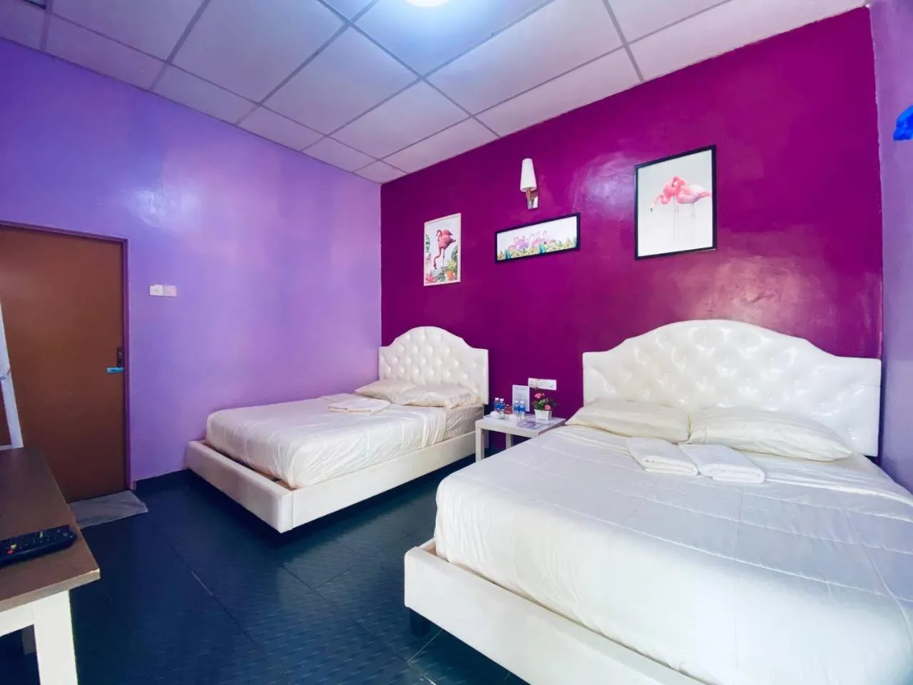 Bed in Taman Negara River View Lodge