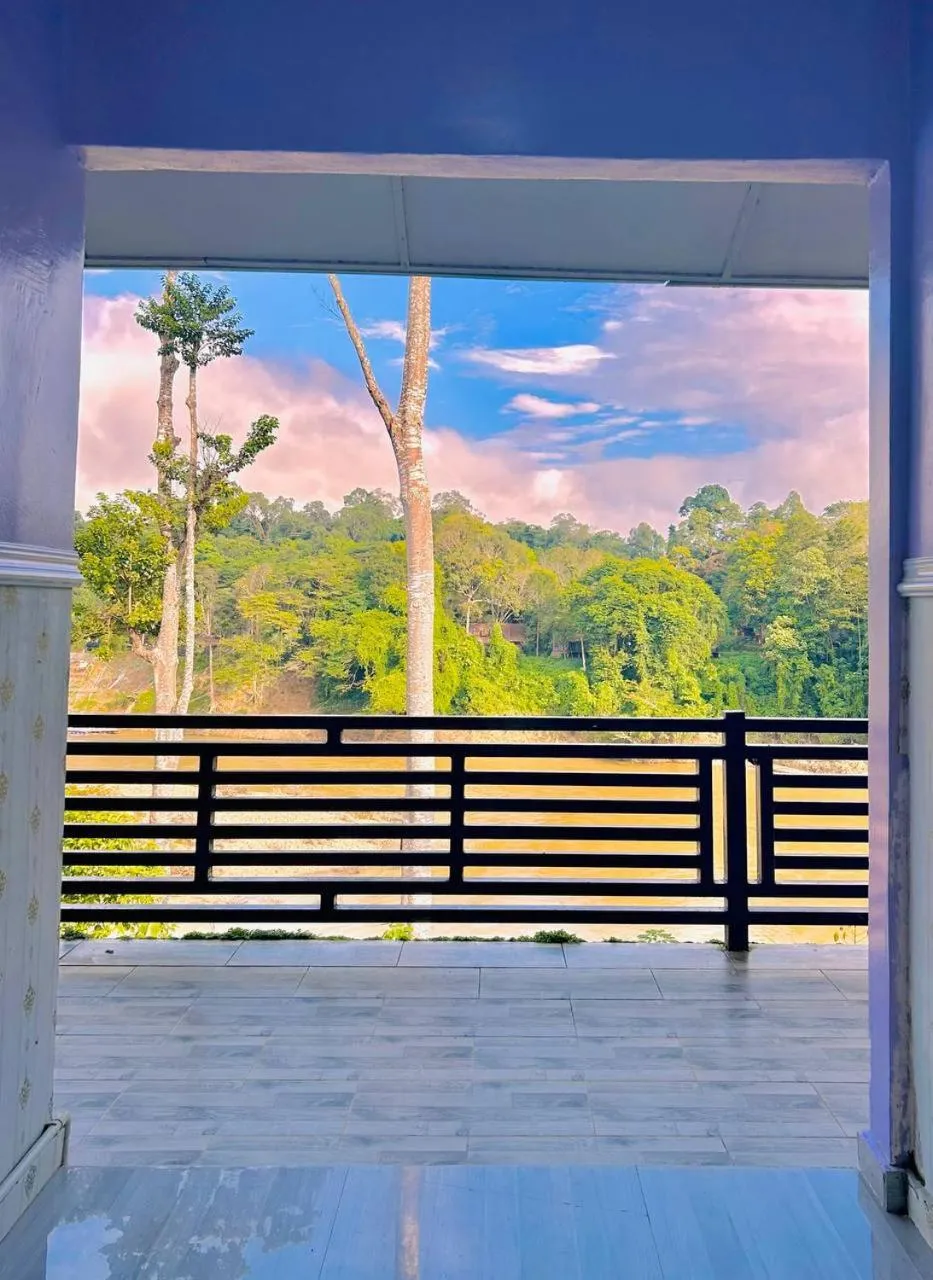 Taman Negara River View Lodge