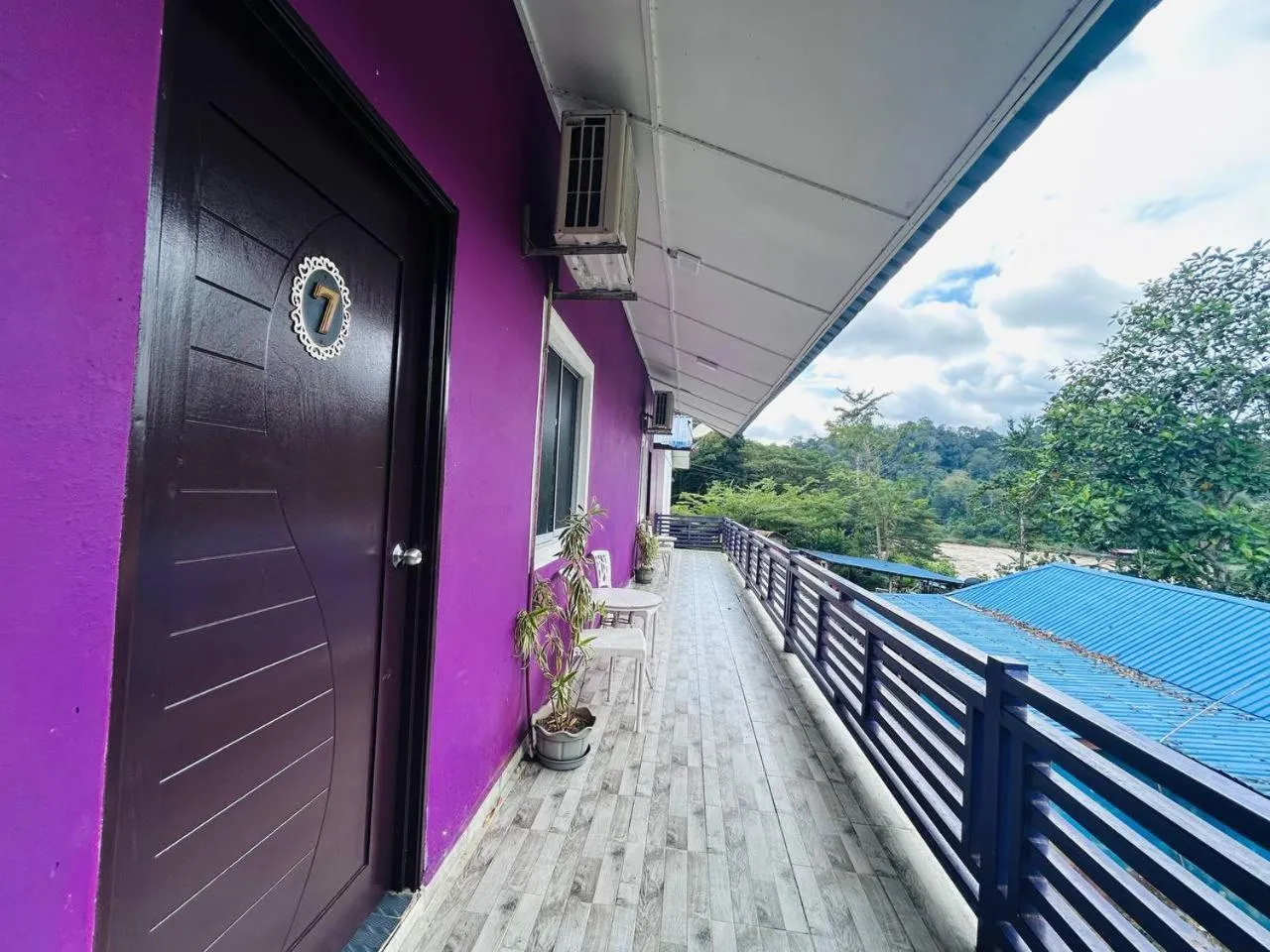 Taman Negara River View Lodge