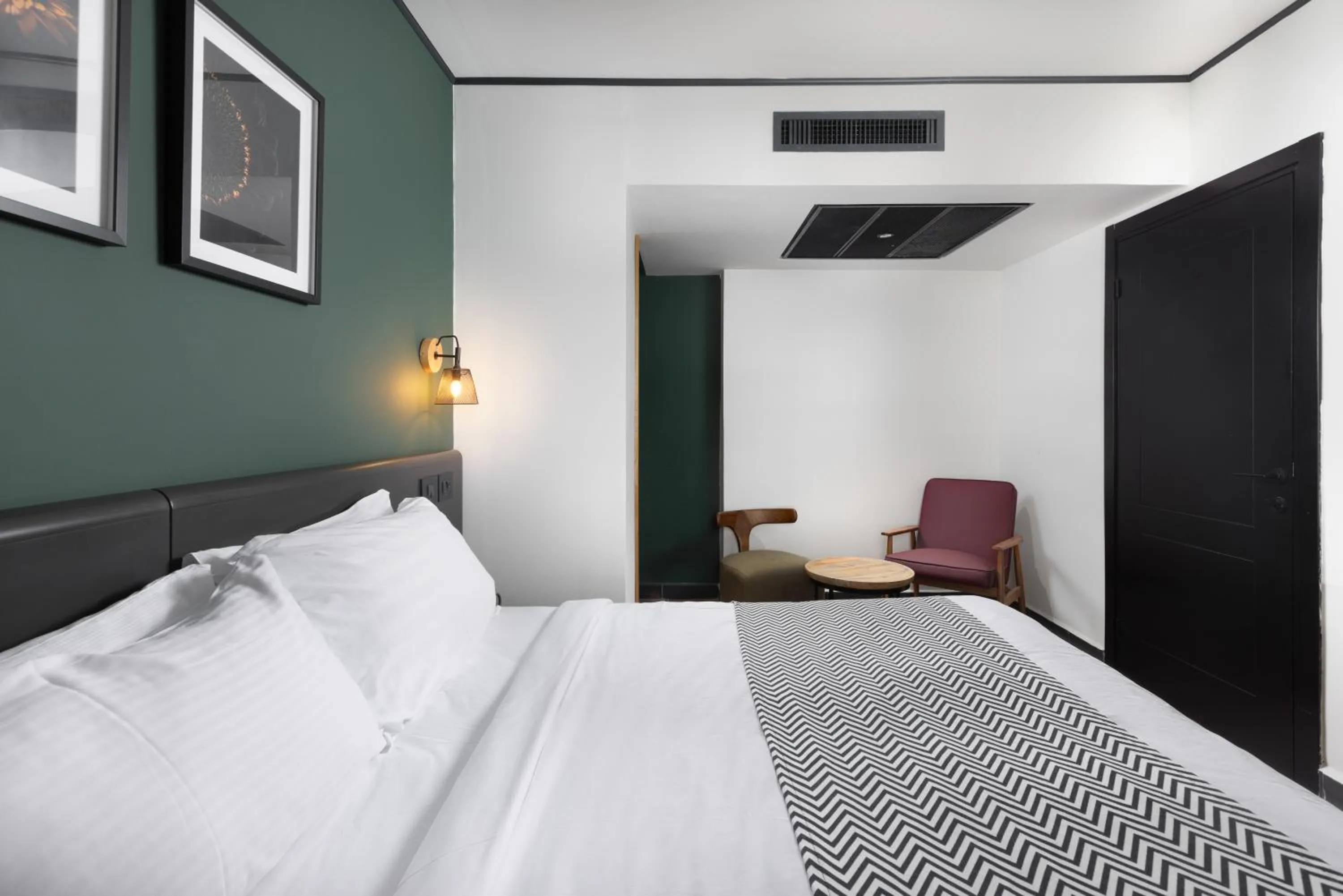 Bed in Comfort Hotel and Spa - Adults Only