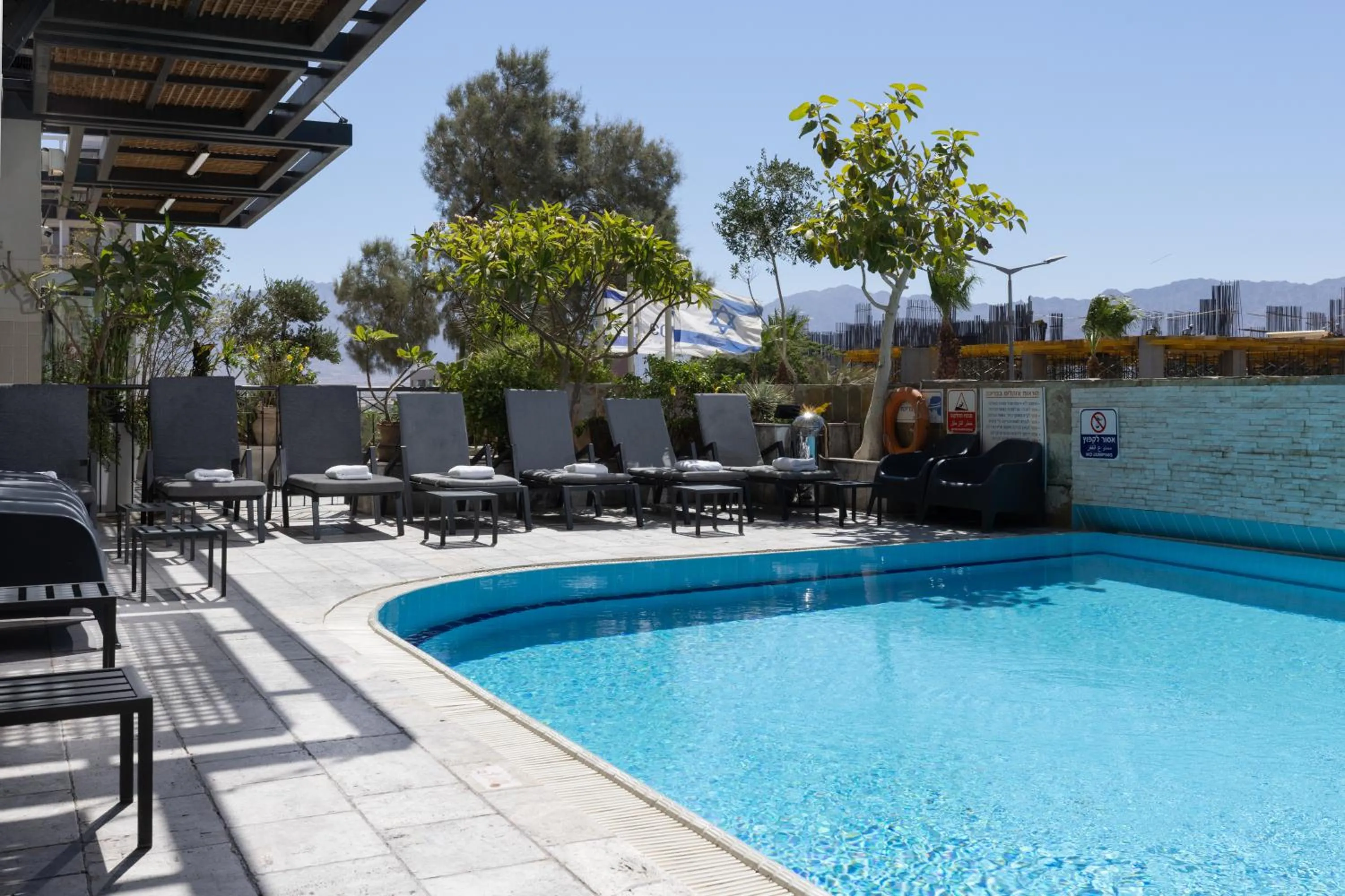 Swimming pool in Comfort Hotel and Spa - Adults Only