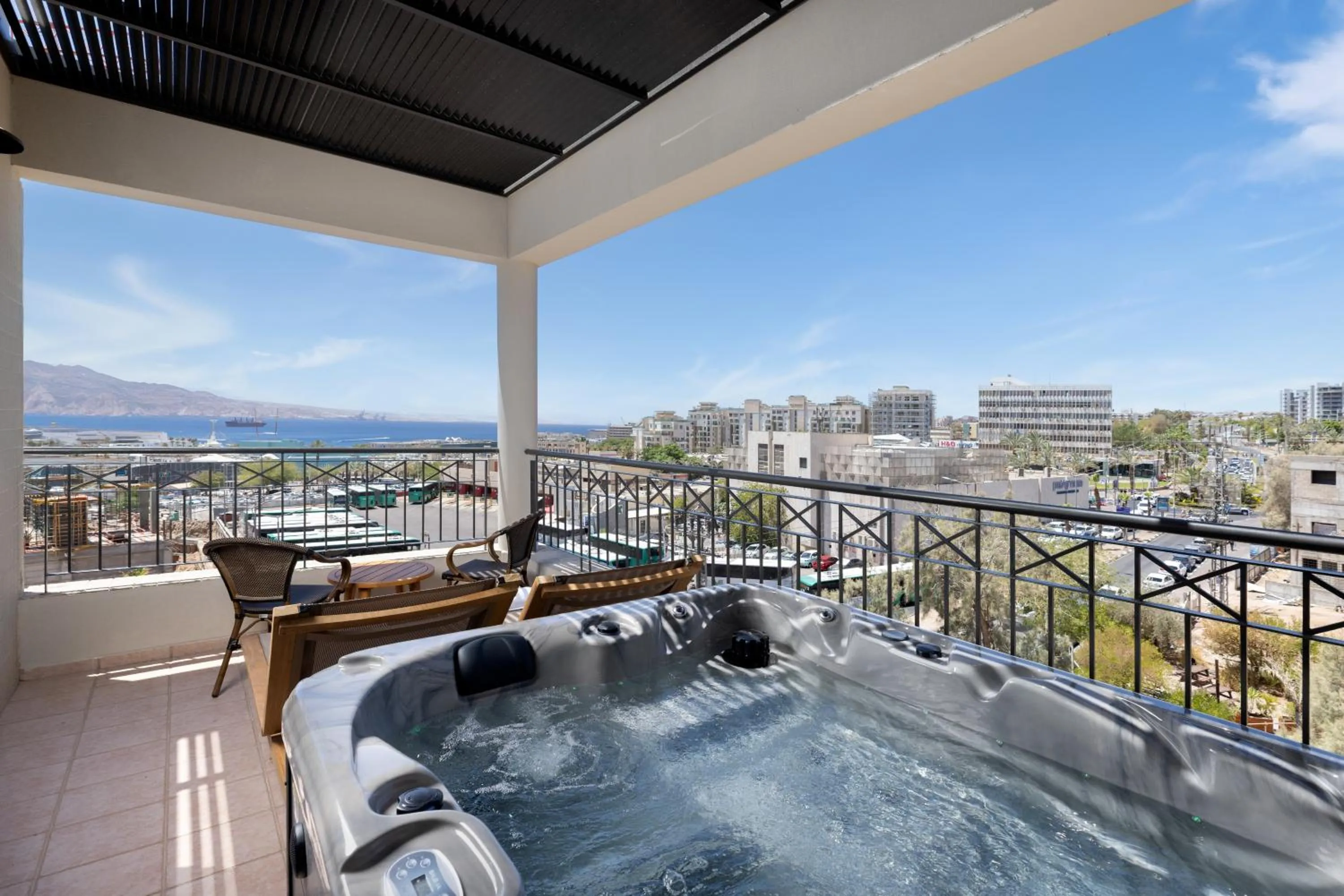 Patio in Comfort Hotel and Spa - Adults Only