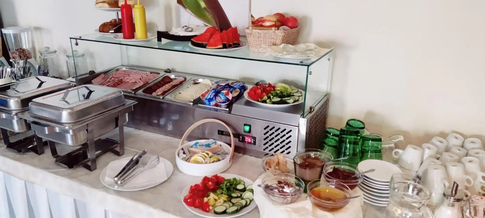 Breakfast in Hotel Orlan