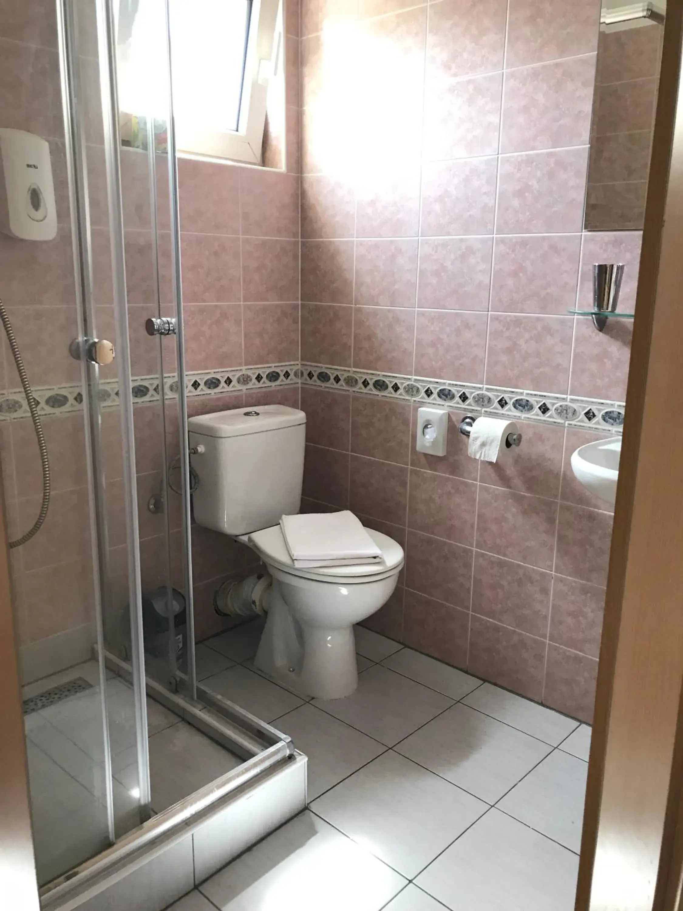 Double Room with Private Bathroom - single occupancy in Hotel Orlan Double Room with Private Bathroom - single occupancy in Hotel Orlan