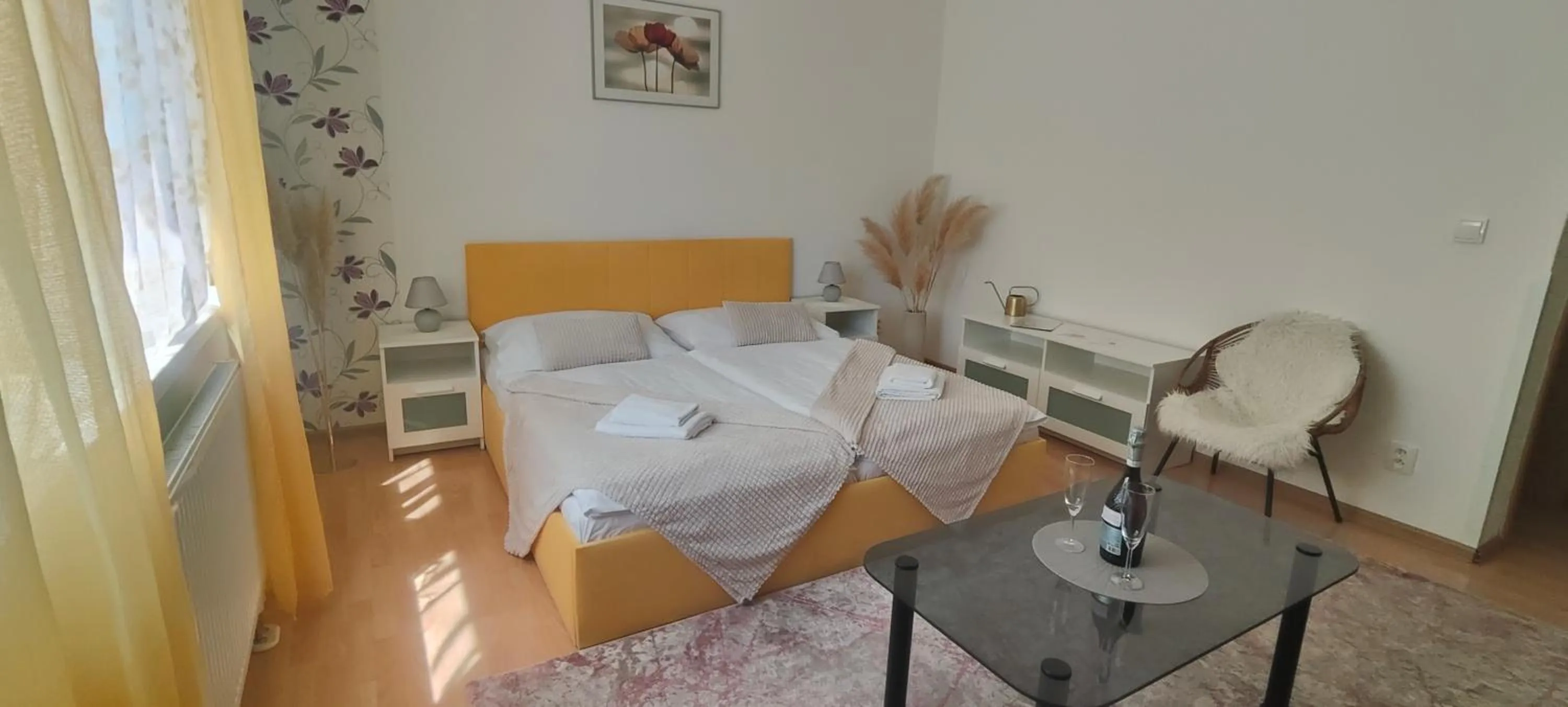 Photo of the whole room, Bed in Hotel Orlan