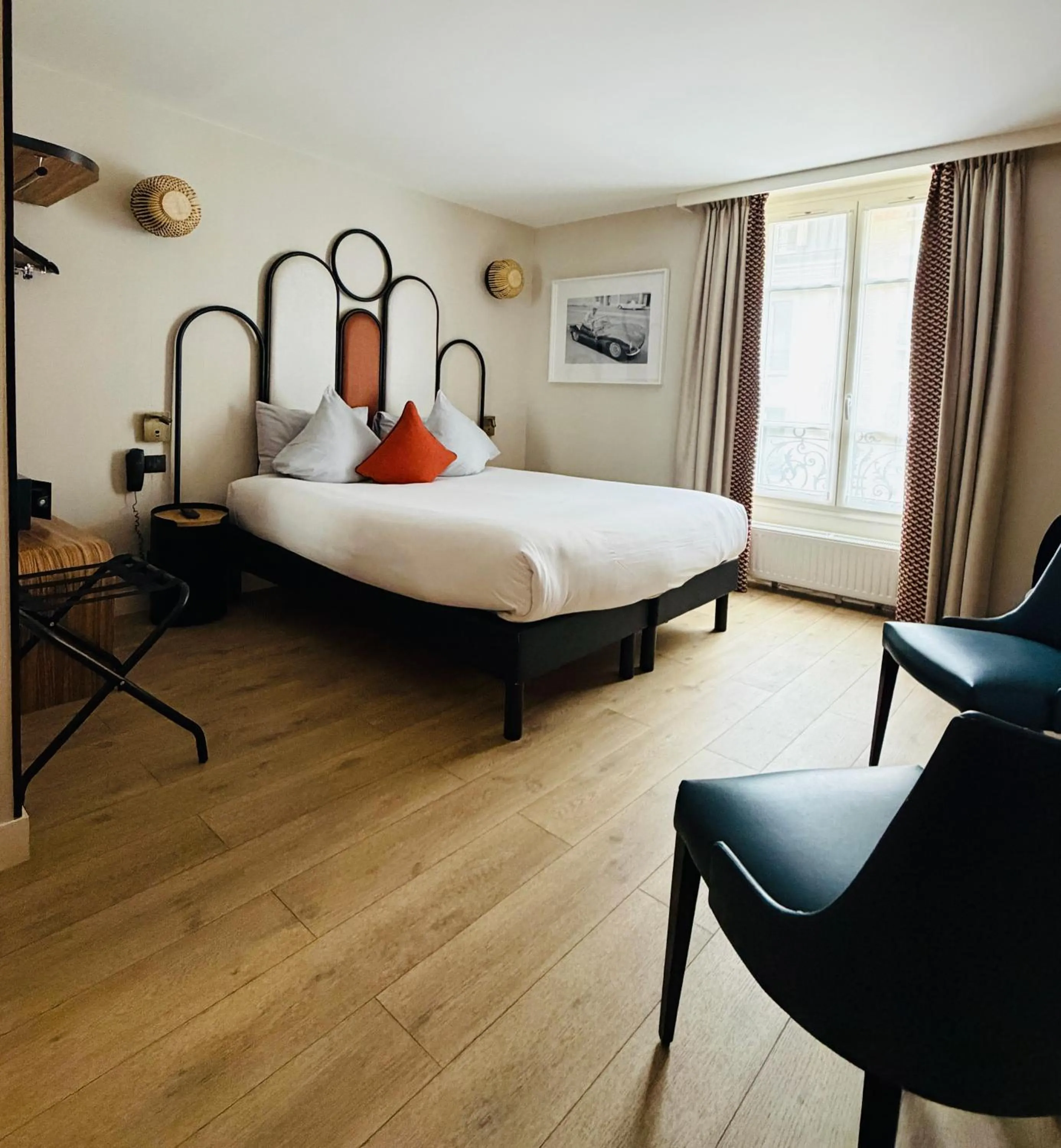 Bedroom, Bed in Hôtel de L'Esperance
