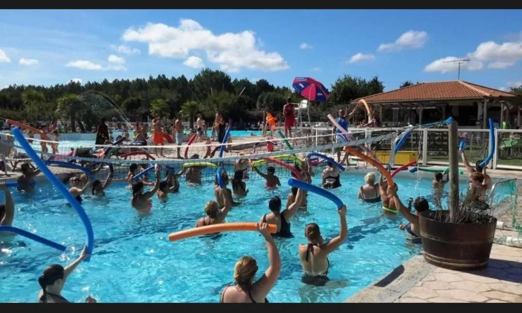 MOBIL HOME 43 dans Camping 4 Etoiles