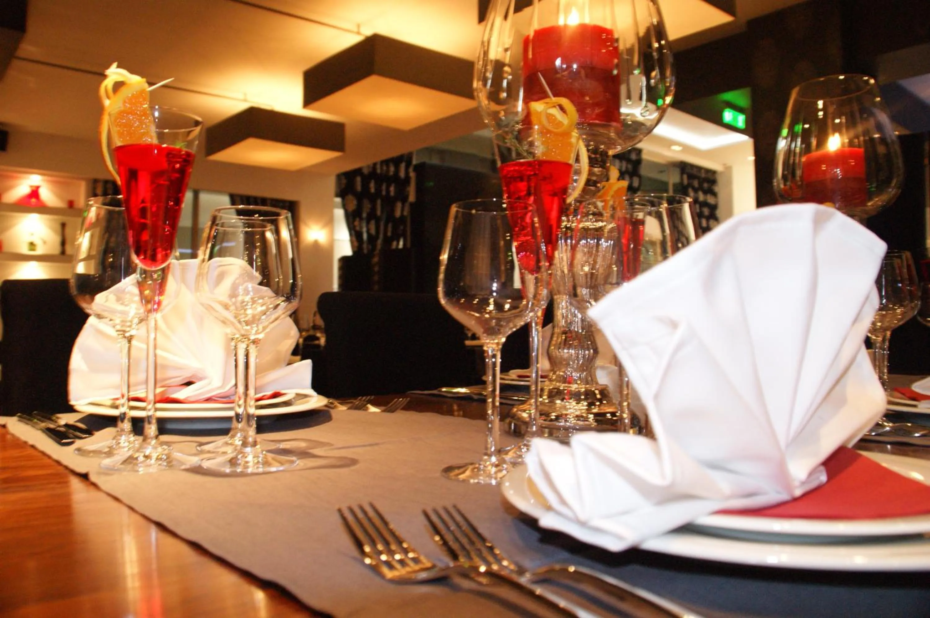 Restaurant/places to eat in Hotel Iliana