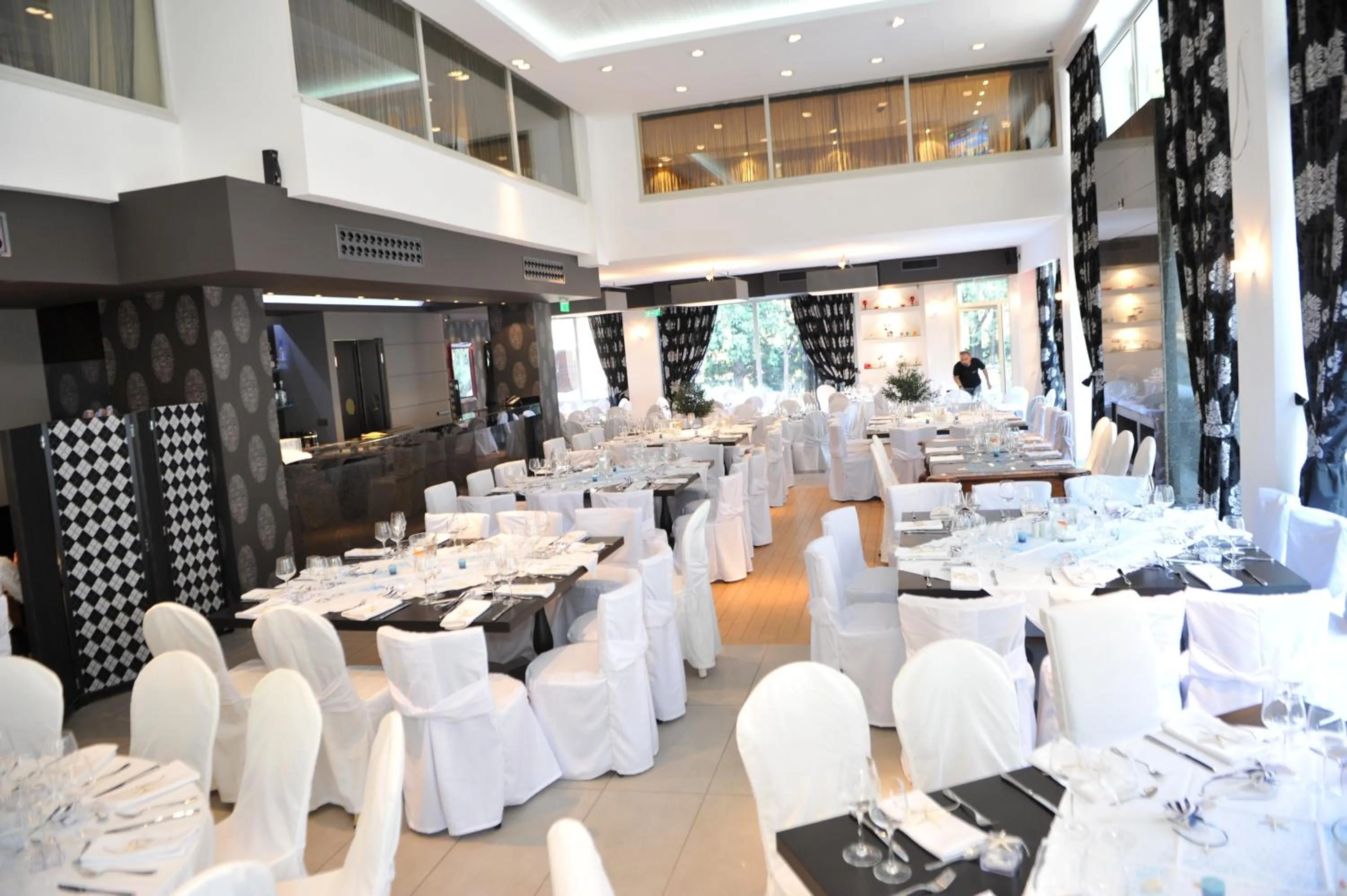 Banquet/Function facilities in Hotel Iliana