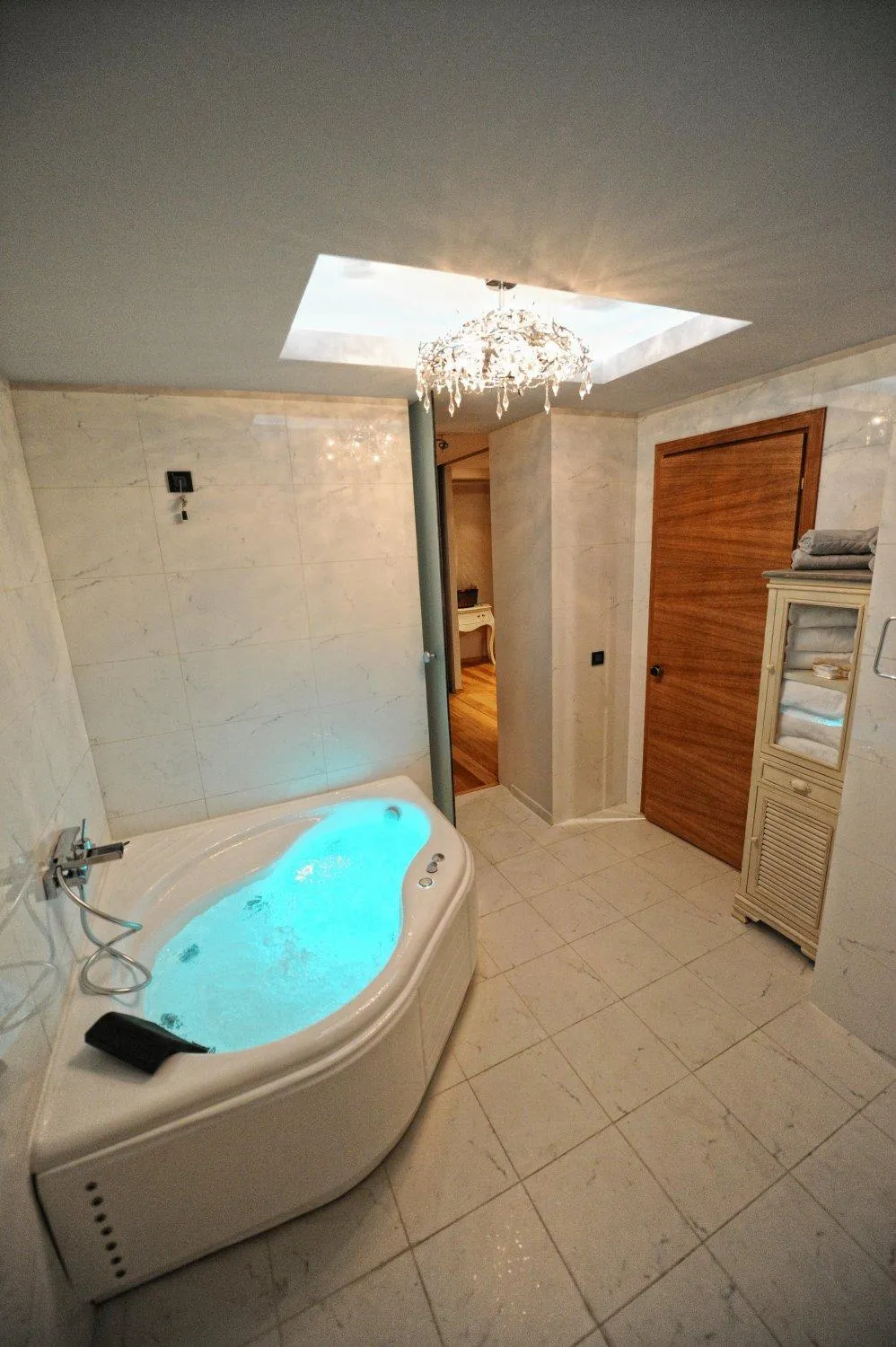 Bathroom in Hotel Iliana