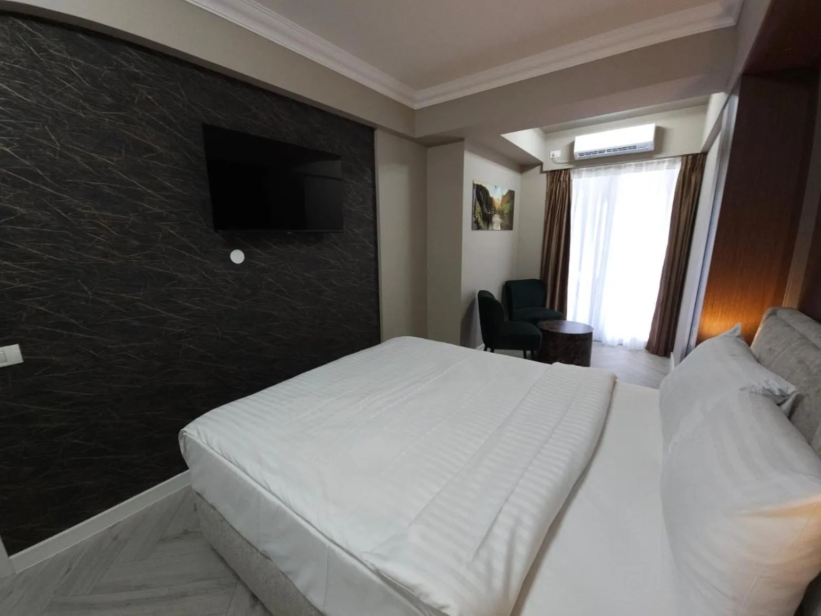 Bed in Ganzo Boutique Hotel
