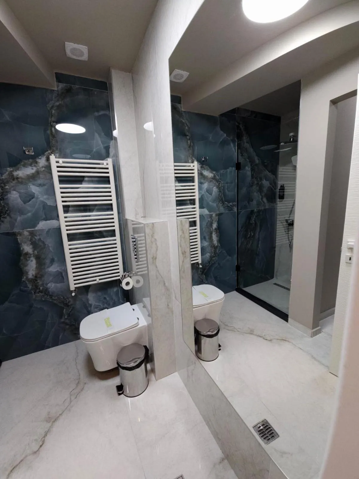 Bathroom in Ganzo Boutique Hotel