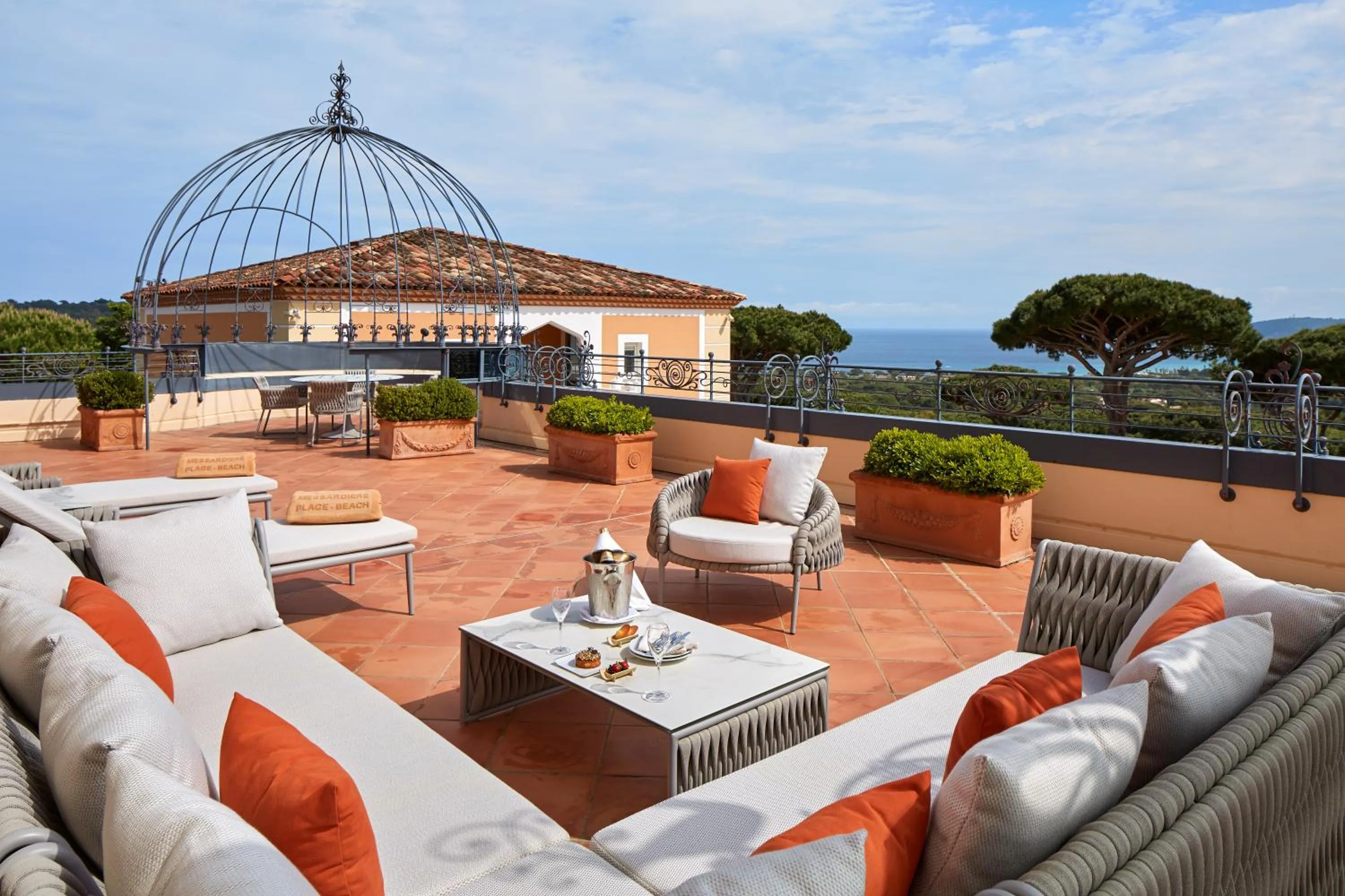 Balcony/Terrace in Airelles Château de la Messardière