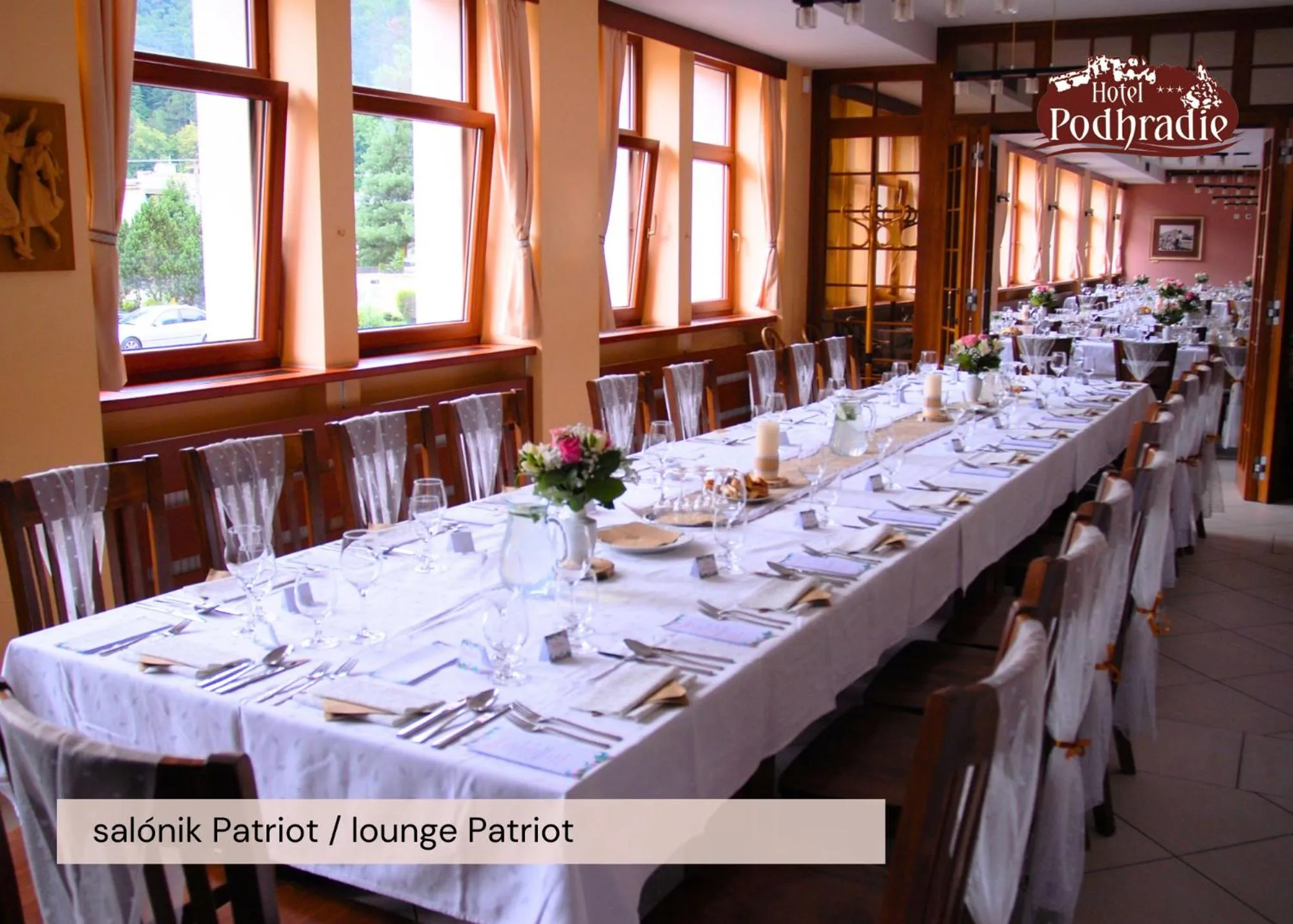 Restaurant/places to eat in Hotel Podhradie