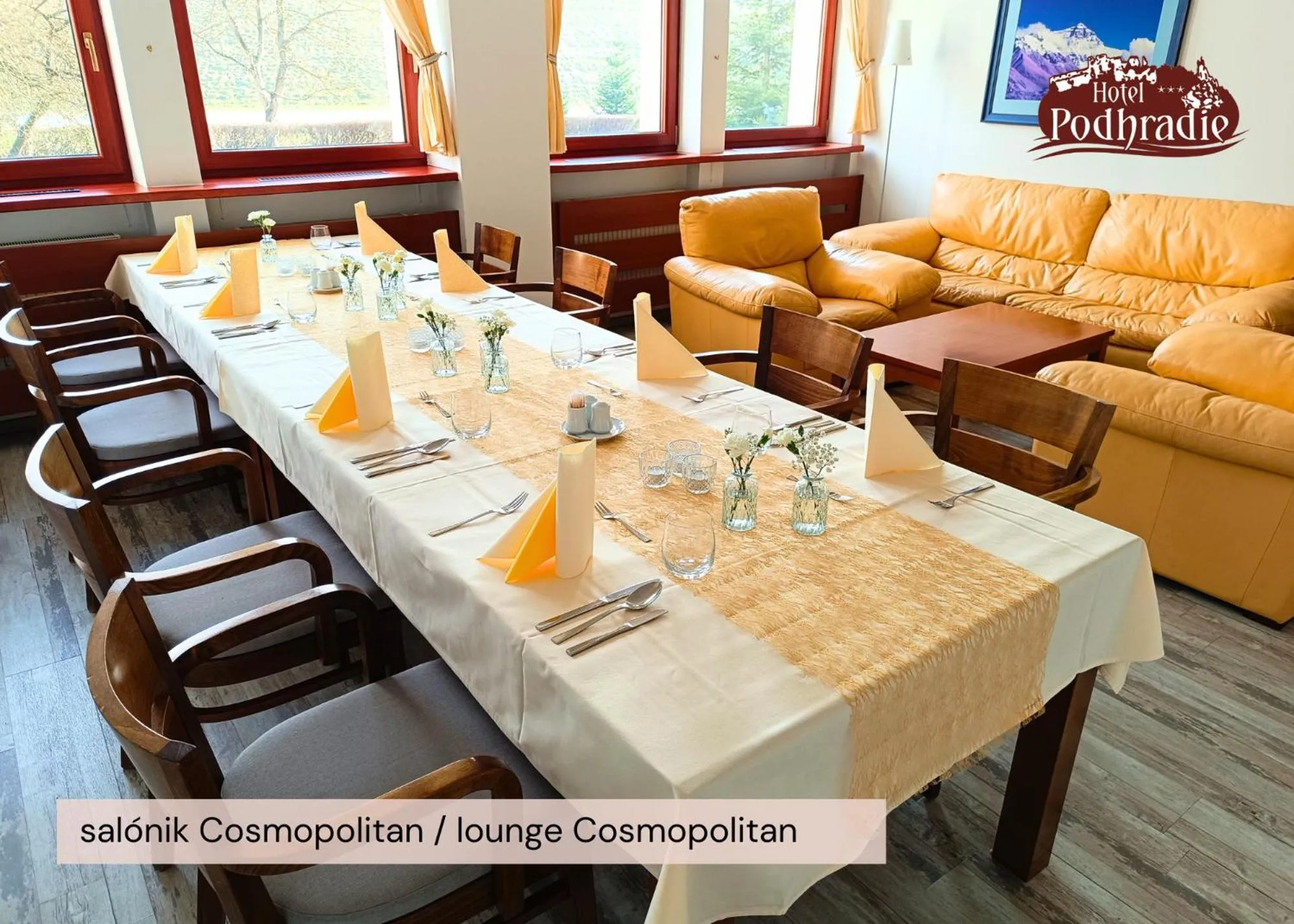 Lounge or bar in Hotel Podhradie