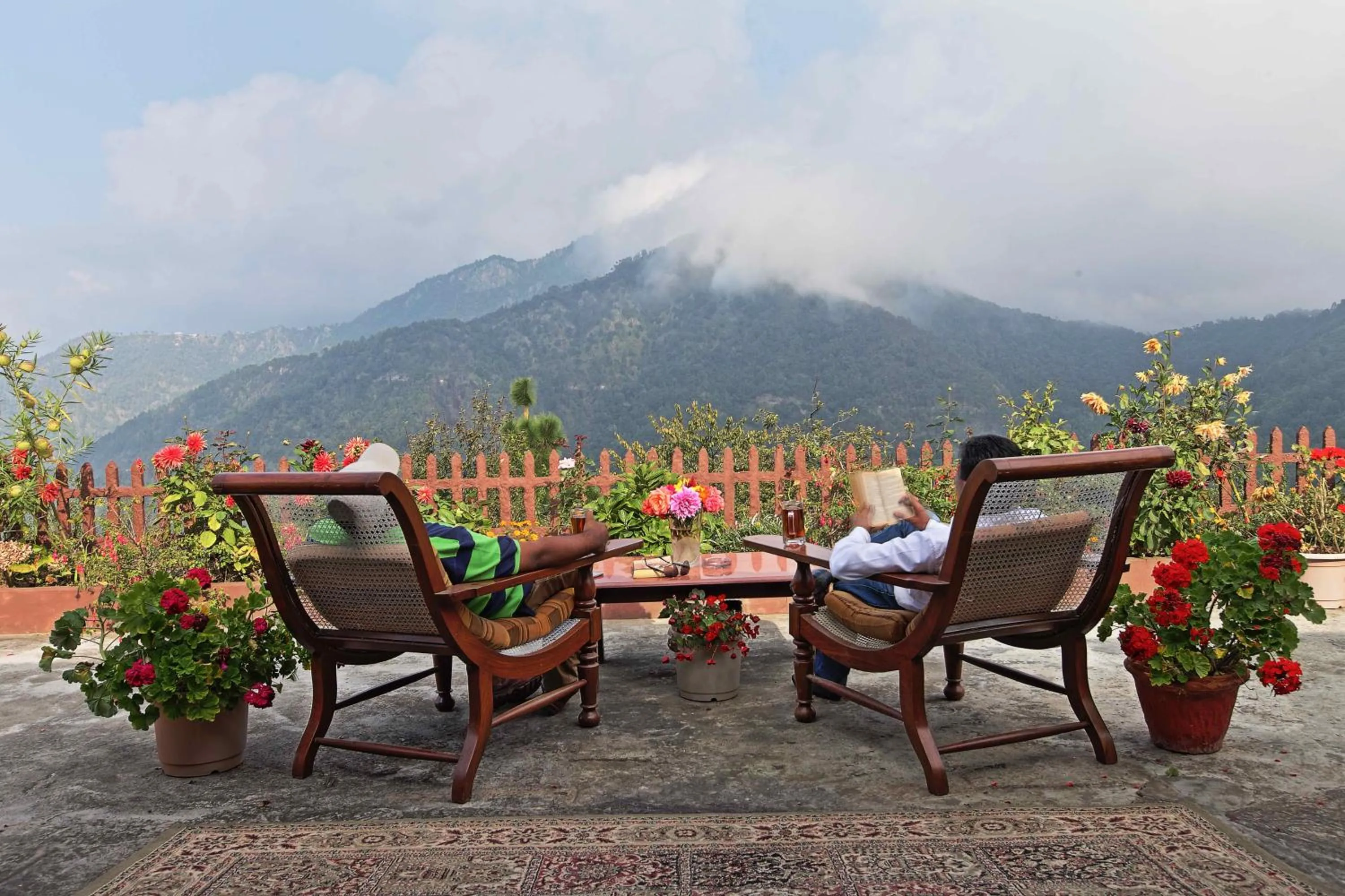 Balcony/Terrace in Cedar Lodge By Aahma