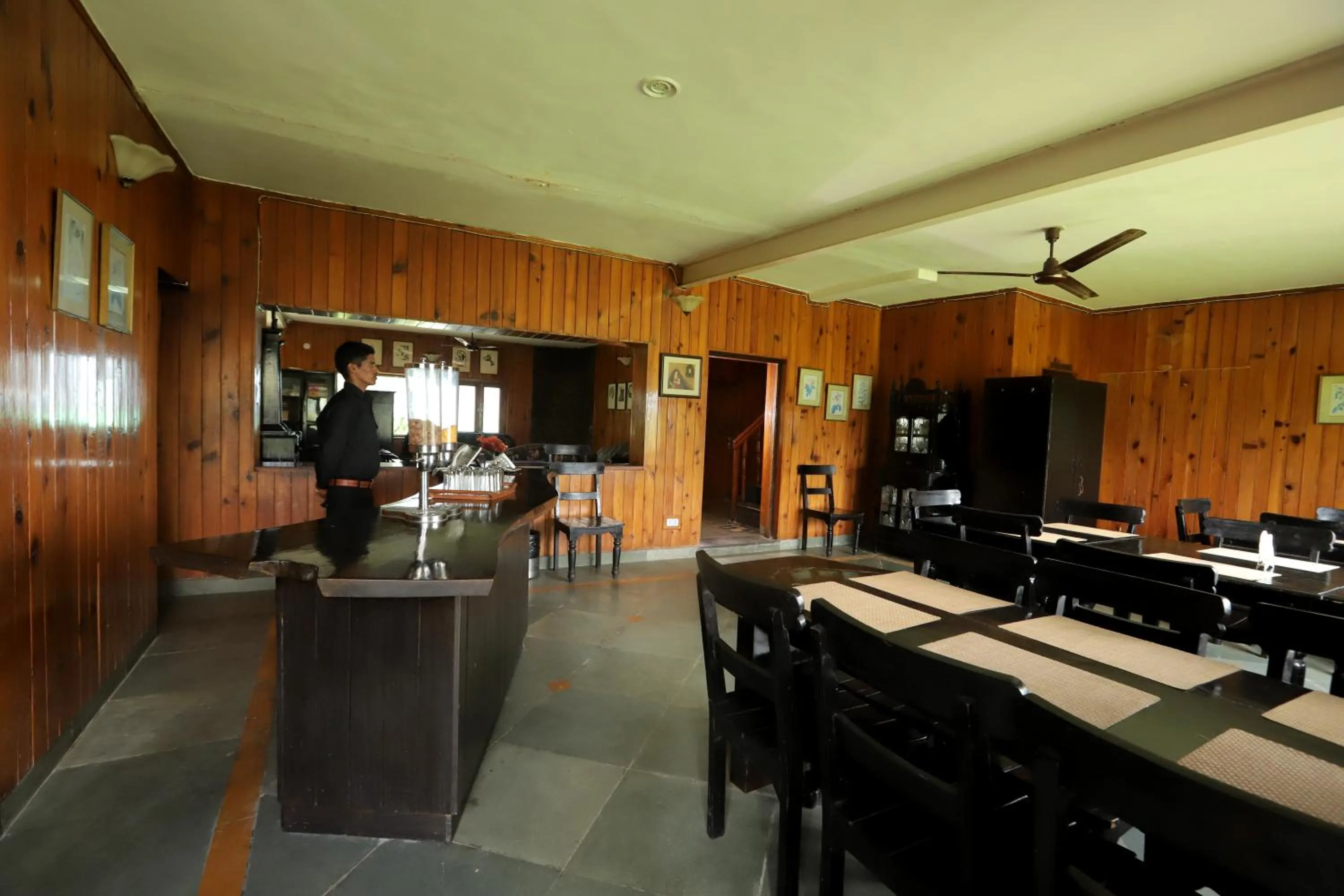 Dining area in Cedar Lodge By Aahma