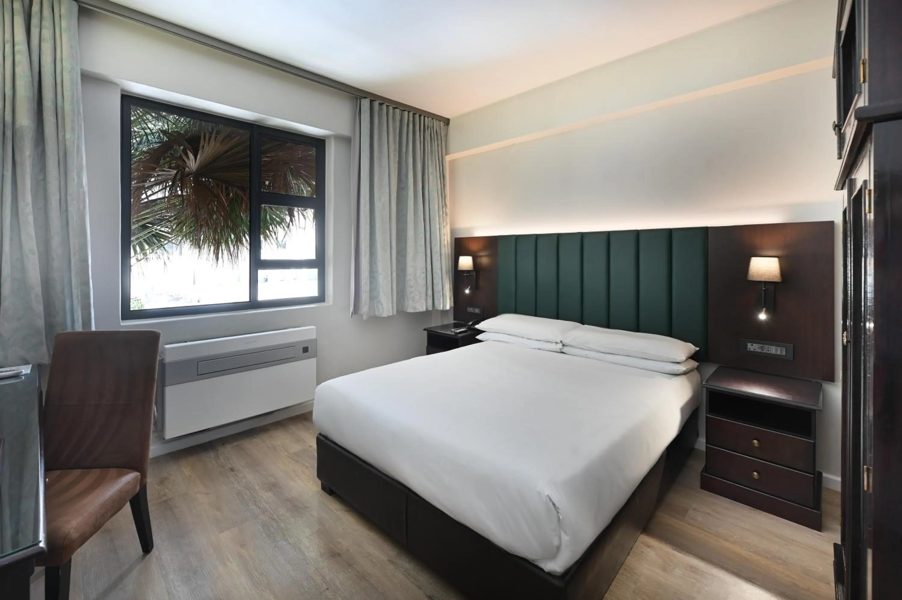 Bed in ANEW Hotel Capital Pretoria