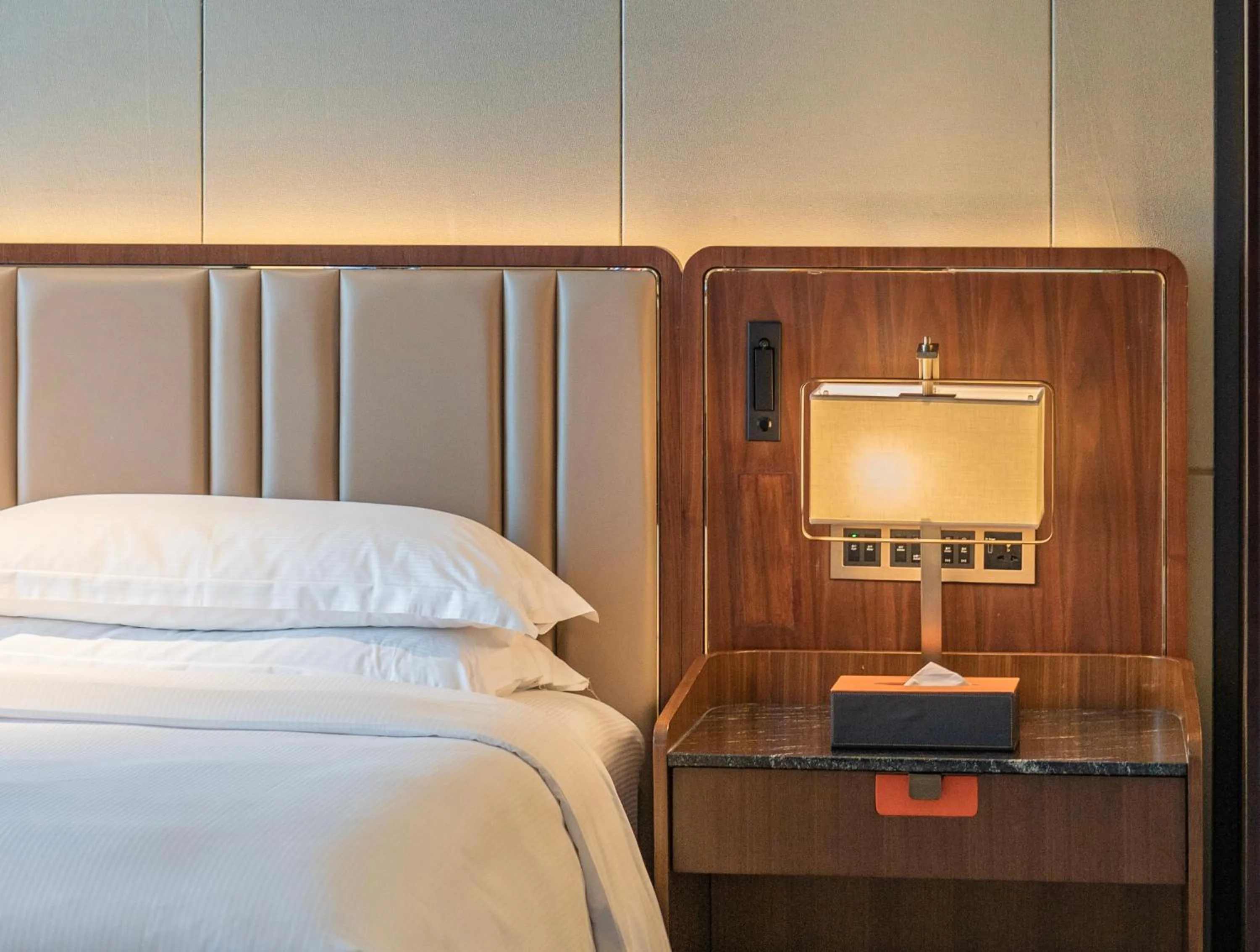 Bedroom, Bed in Hilton Fuzhou