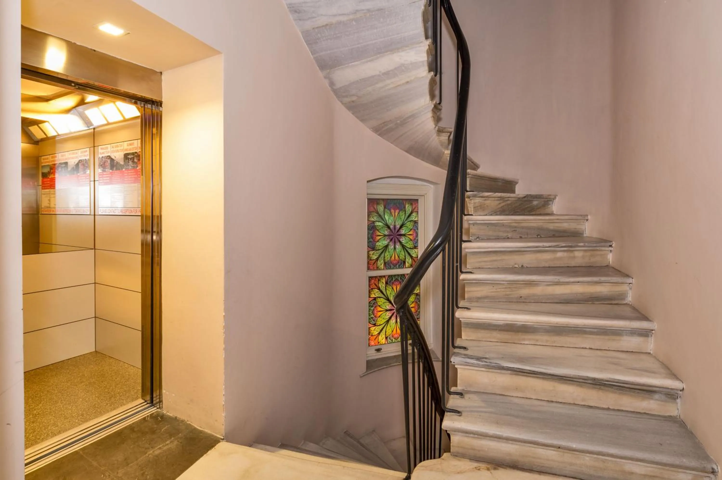 Decorative detail in Hotel Next2