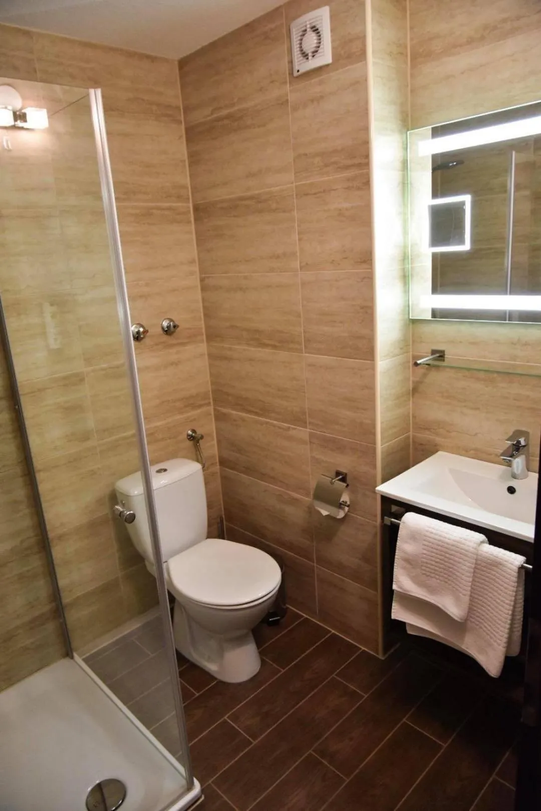 Bathroom in Martins Klause Airport Messe Hotel - Self Check-In