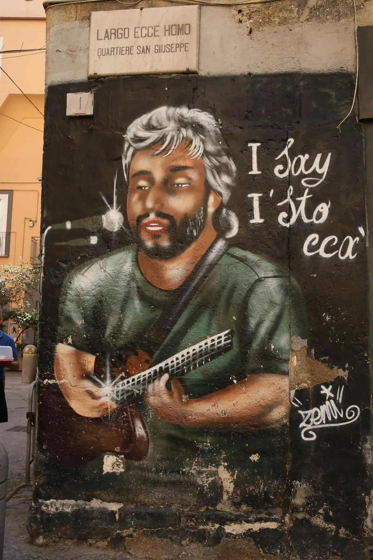 Property building in Mascalzone latino luxury rooms