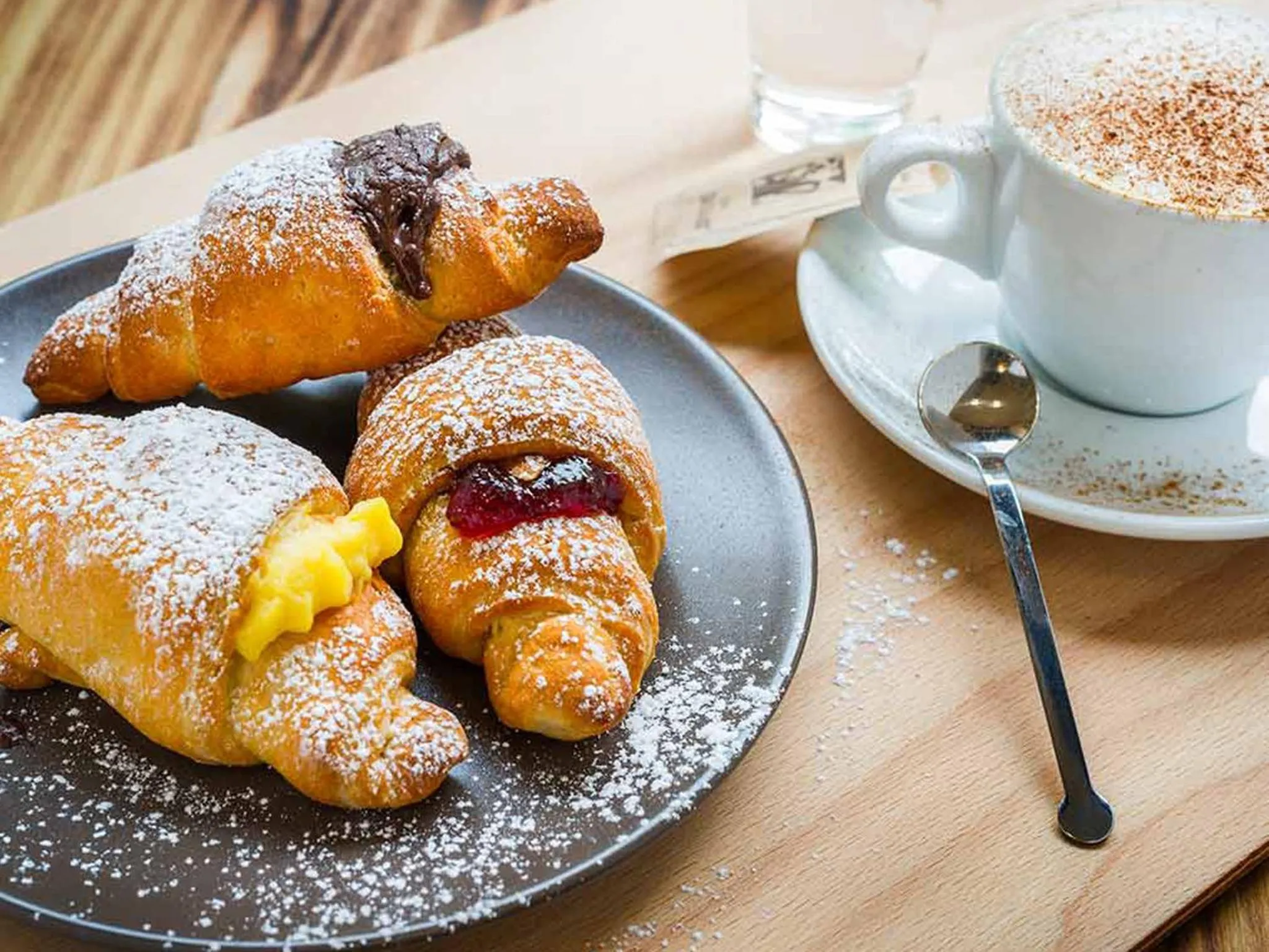 Food close-up in Mascalzone latino luxury rooms
