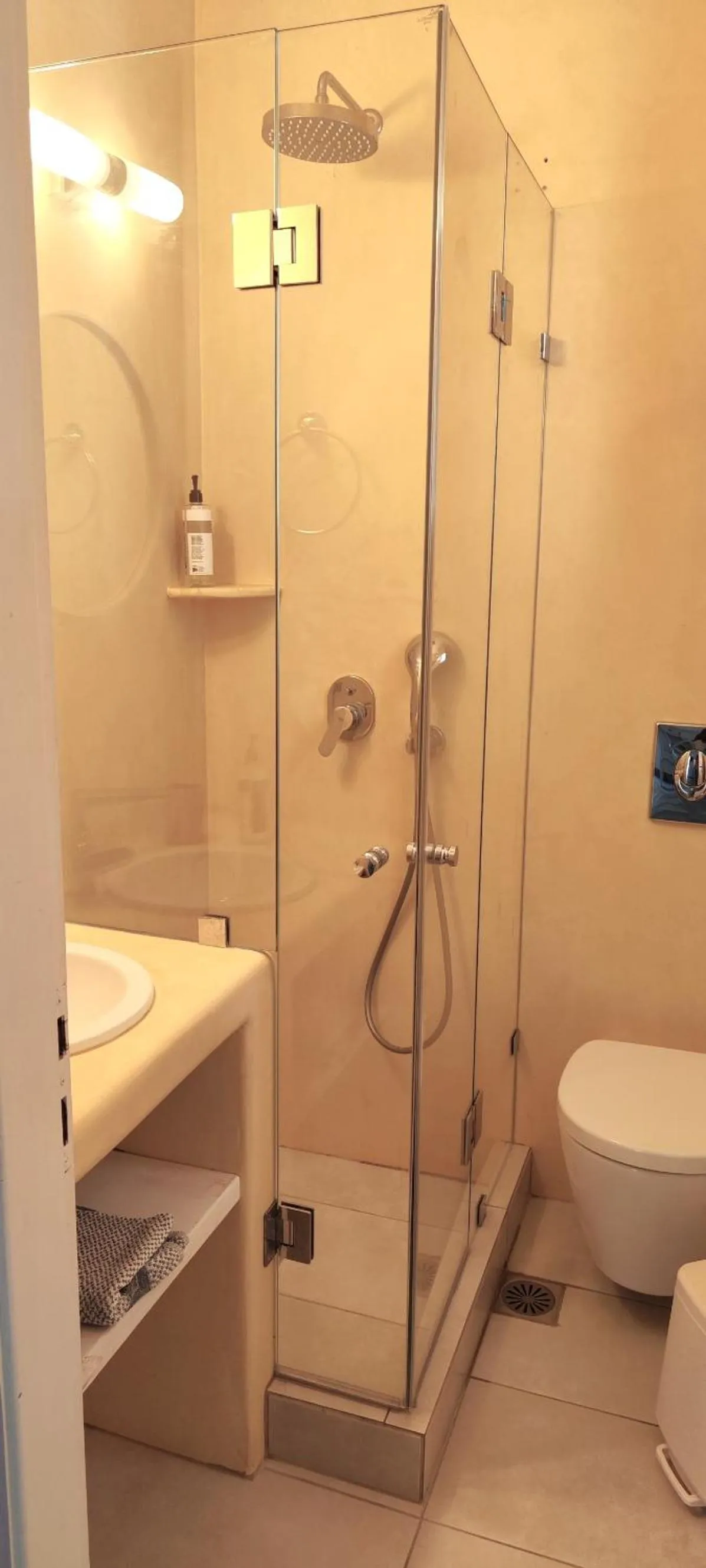 Bathroom in Ragousis Apartments