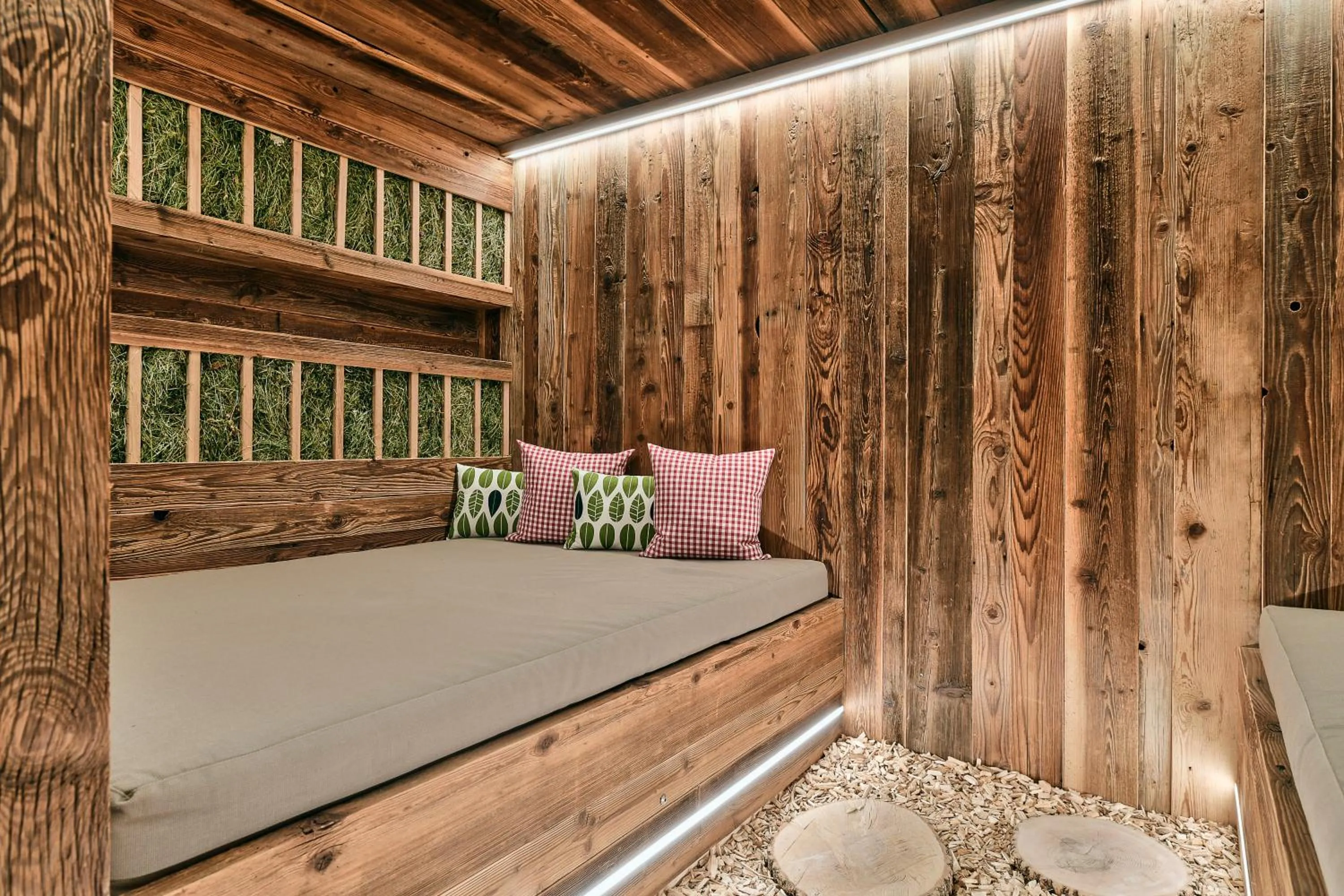 Spa and wellness centre/facilities, Bed in Aktiv-Hotel Sarotla