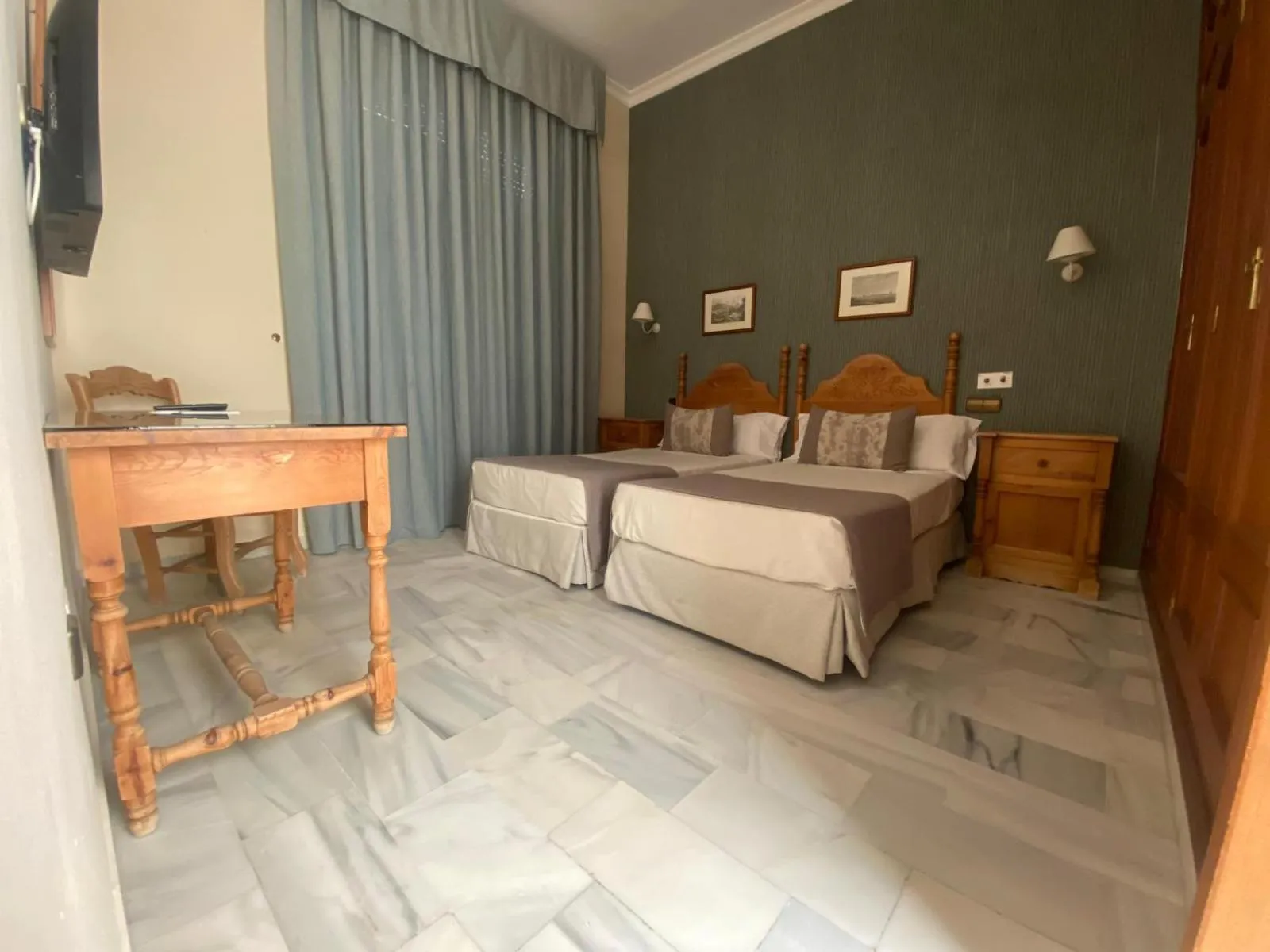 Bed in Hotel La Española