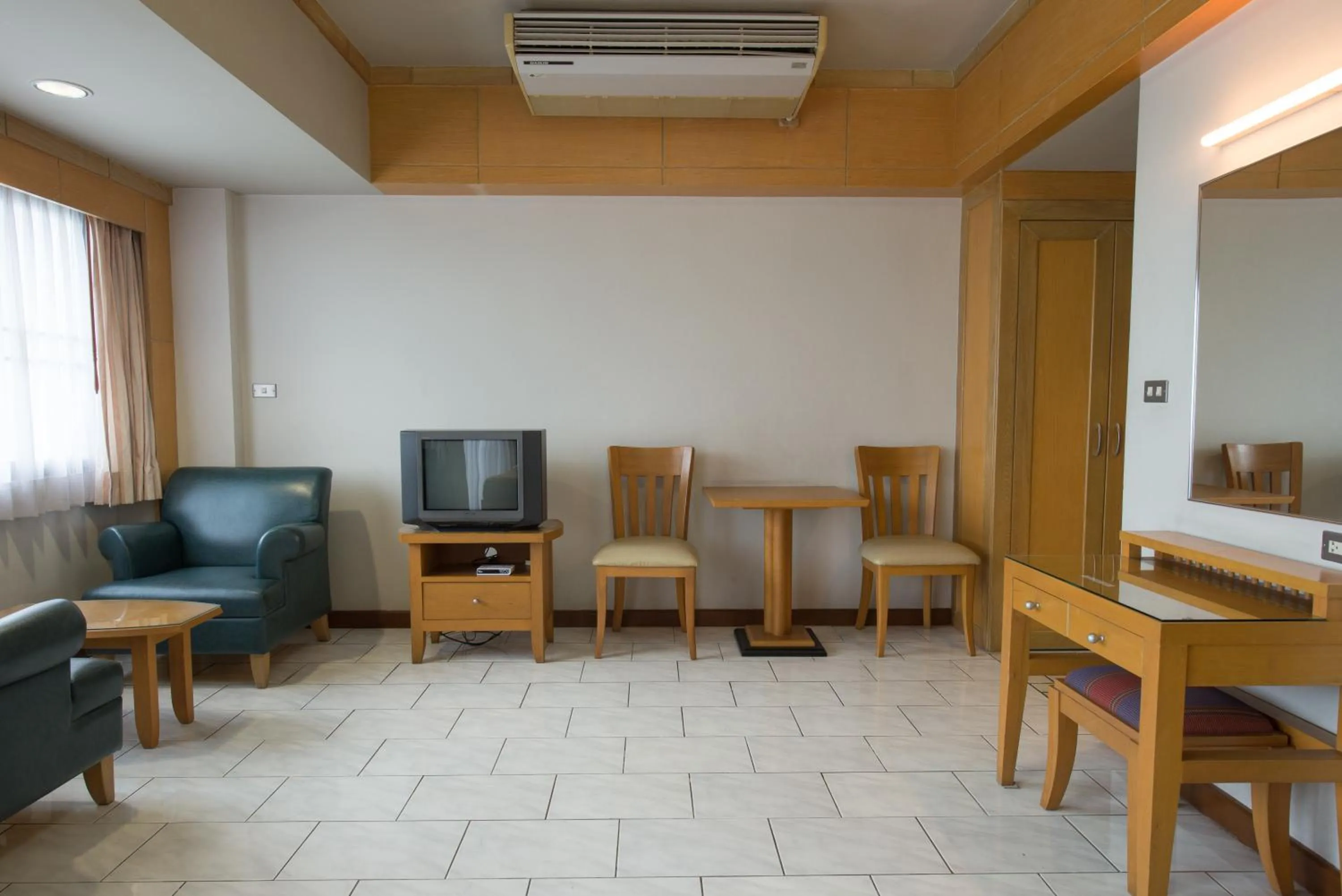 Seating area in Baan Pratoom