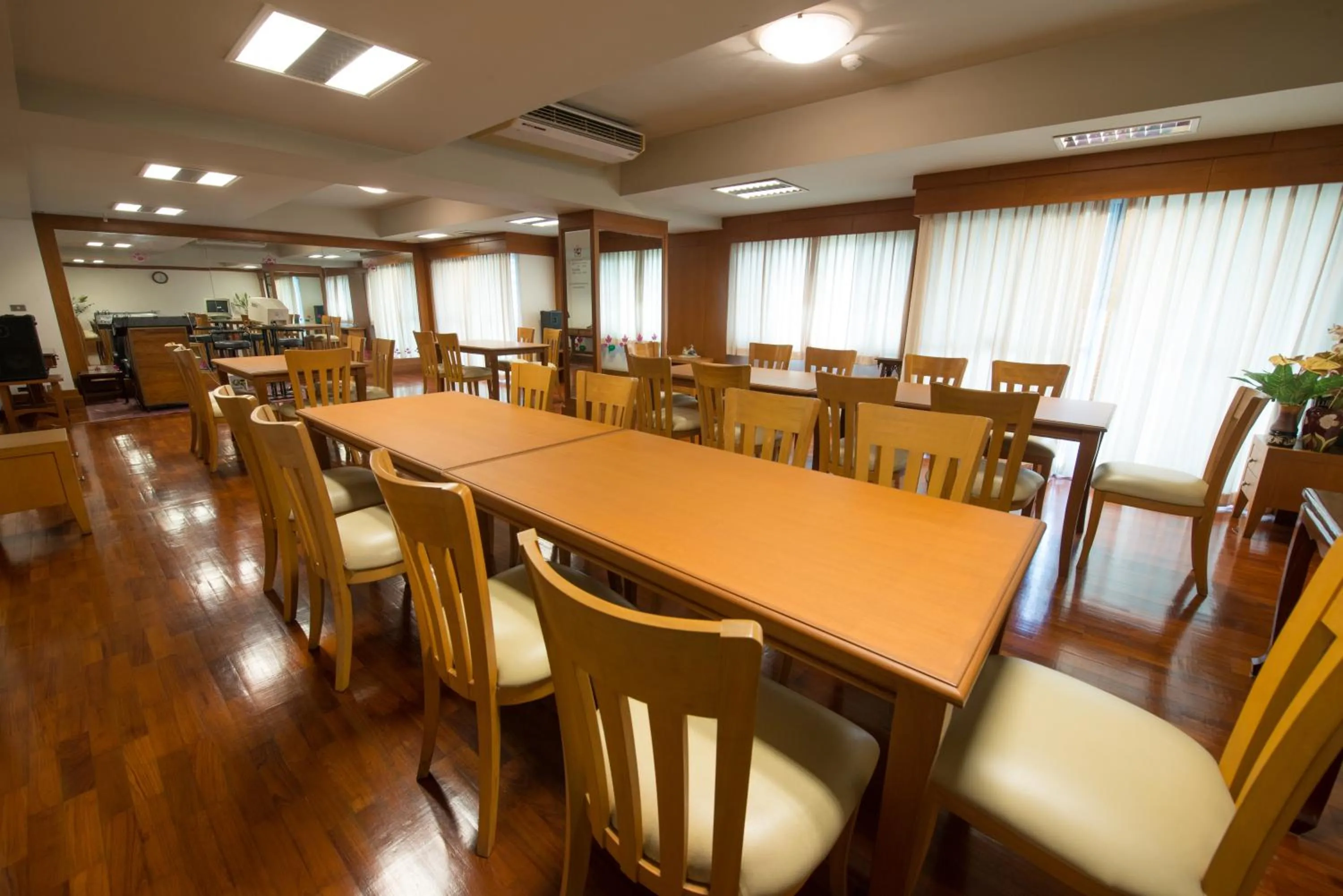 Area and facilities in Baan Pratoom