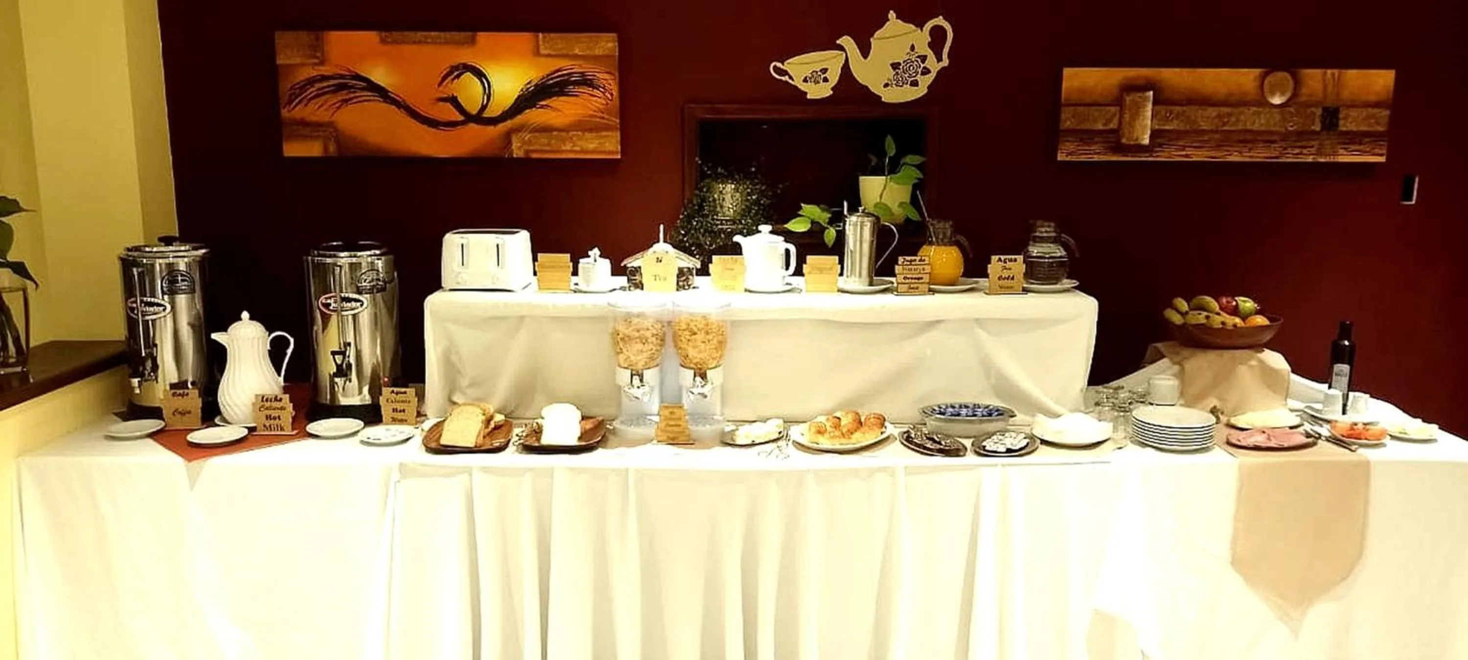 Breakfast in Lar Aike