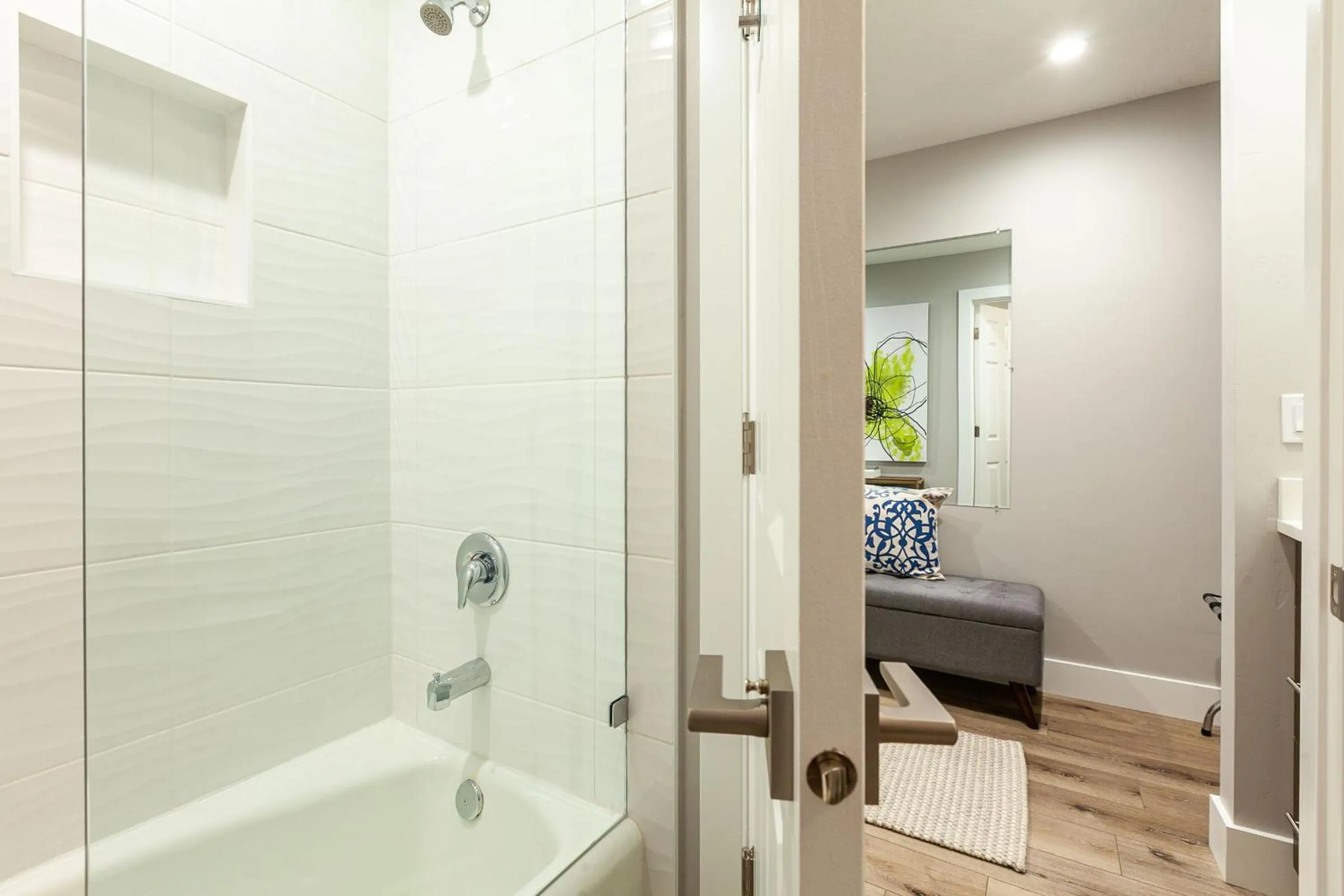 Treasure Mountain Inn