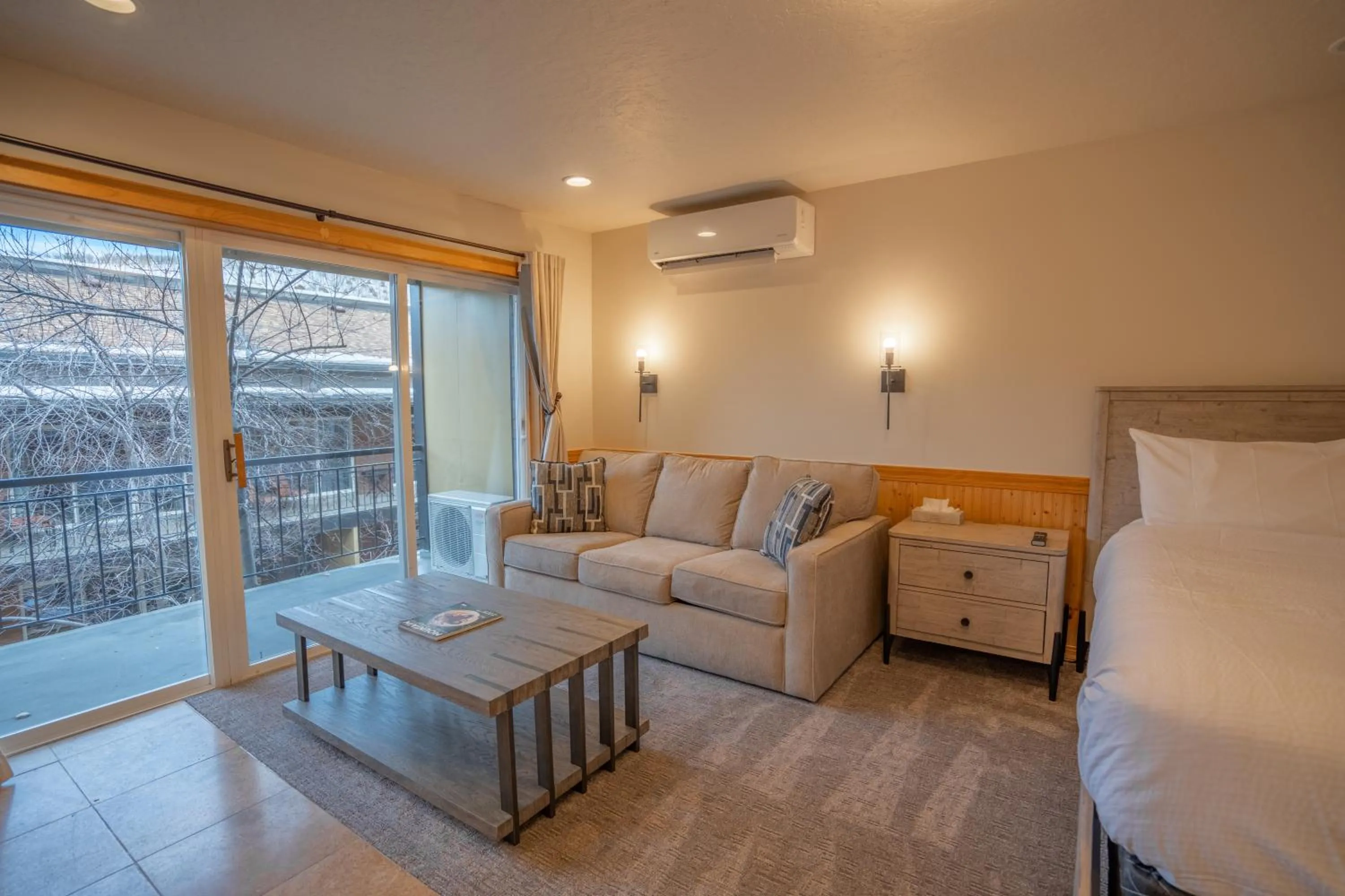 Bed in Treasure Mountain Inn