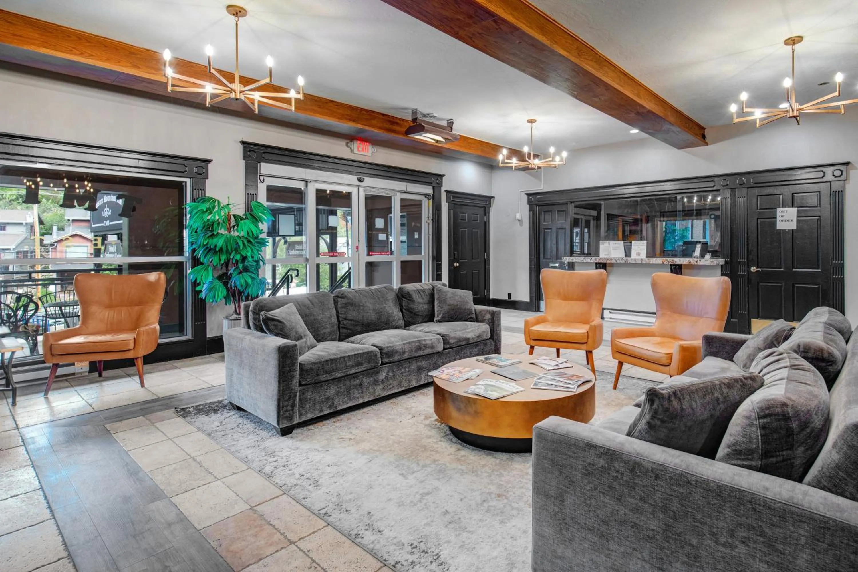 Treasure Mountain Inn