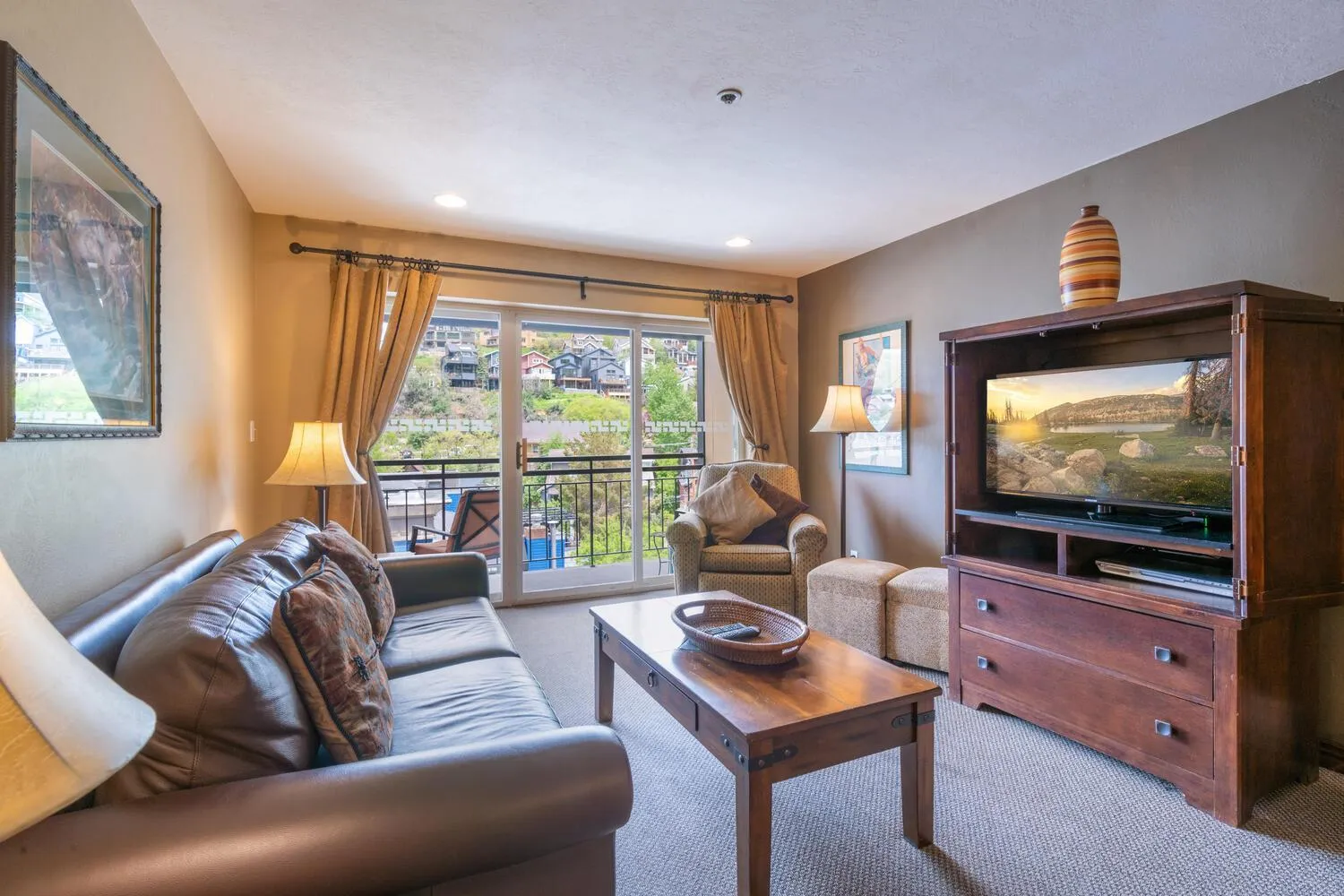 Treasure Mountain Inn