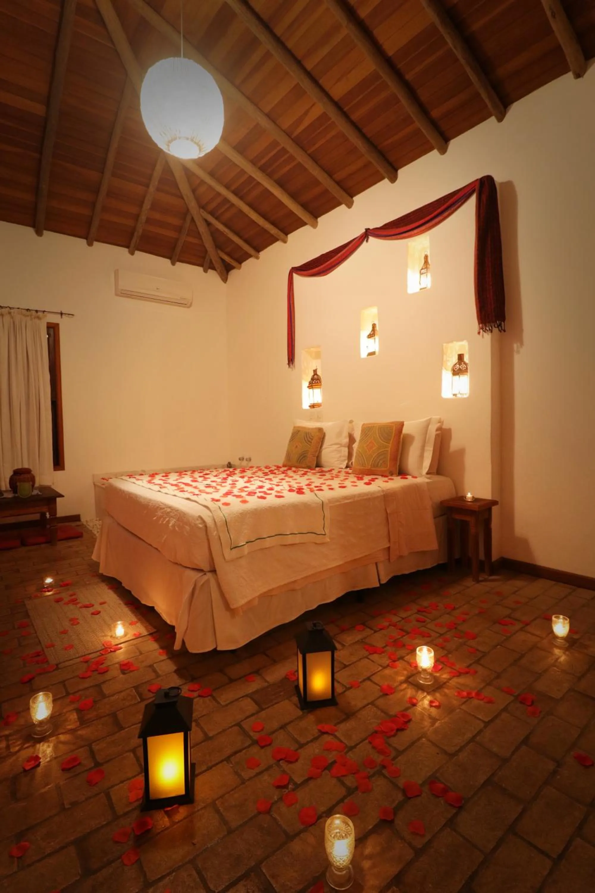 Photo of the whole room, Bed in Pousada Terra Madre