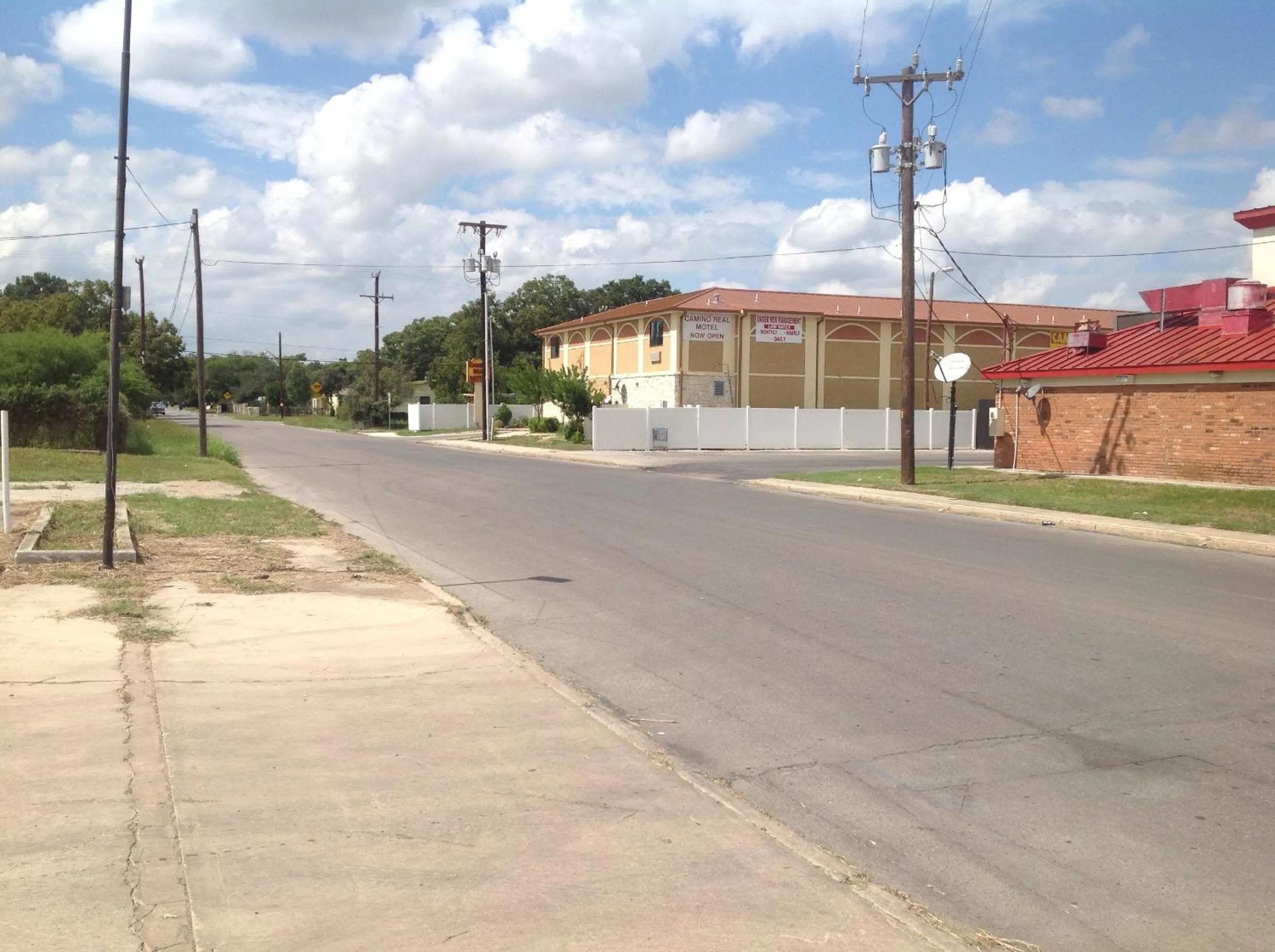 Area and facilities in Camino Real Motel