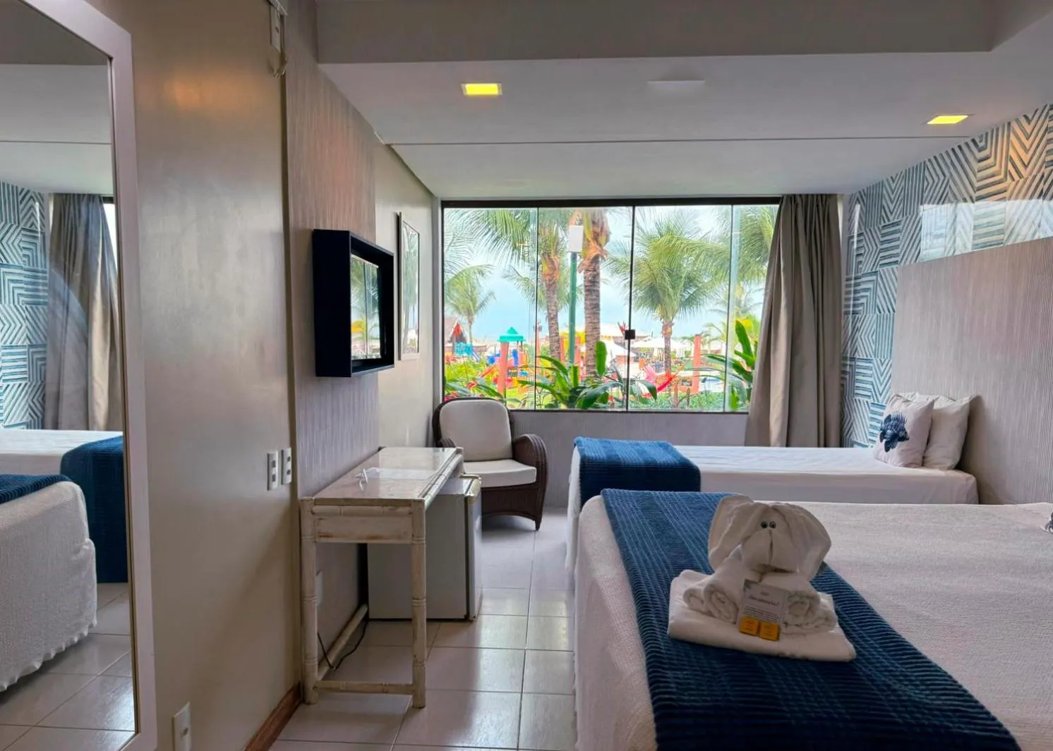 Bed in Hotel Praia do Sol