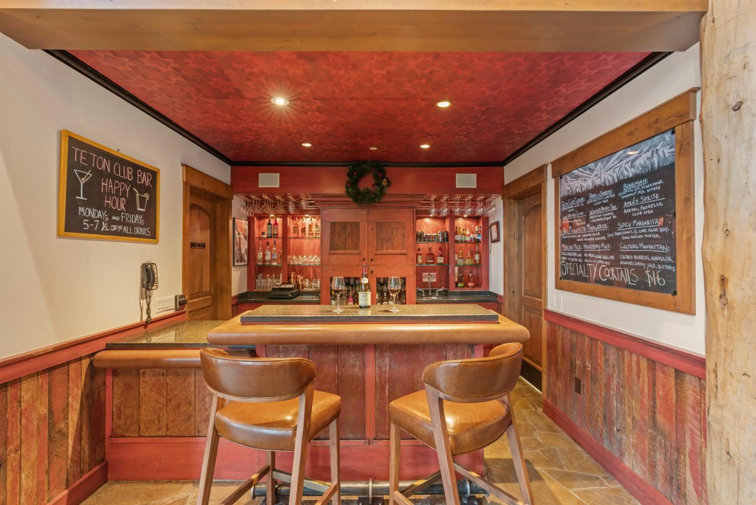 Lounge or bar in Teton Club