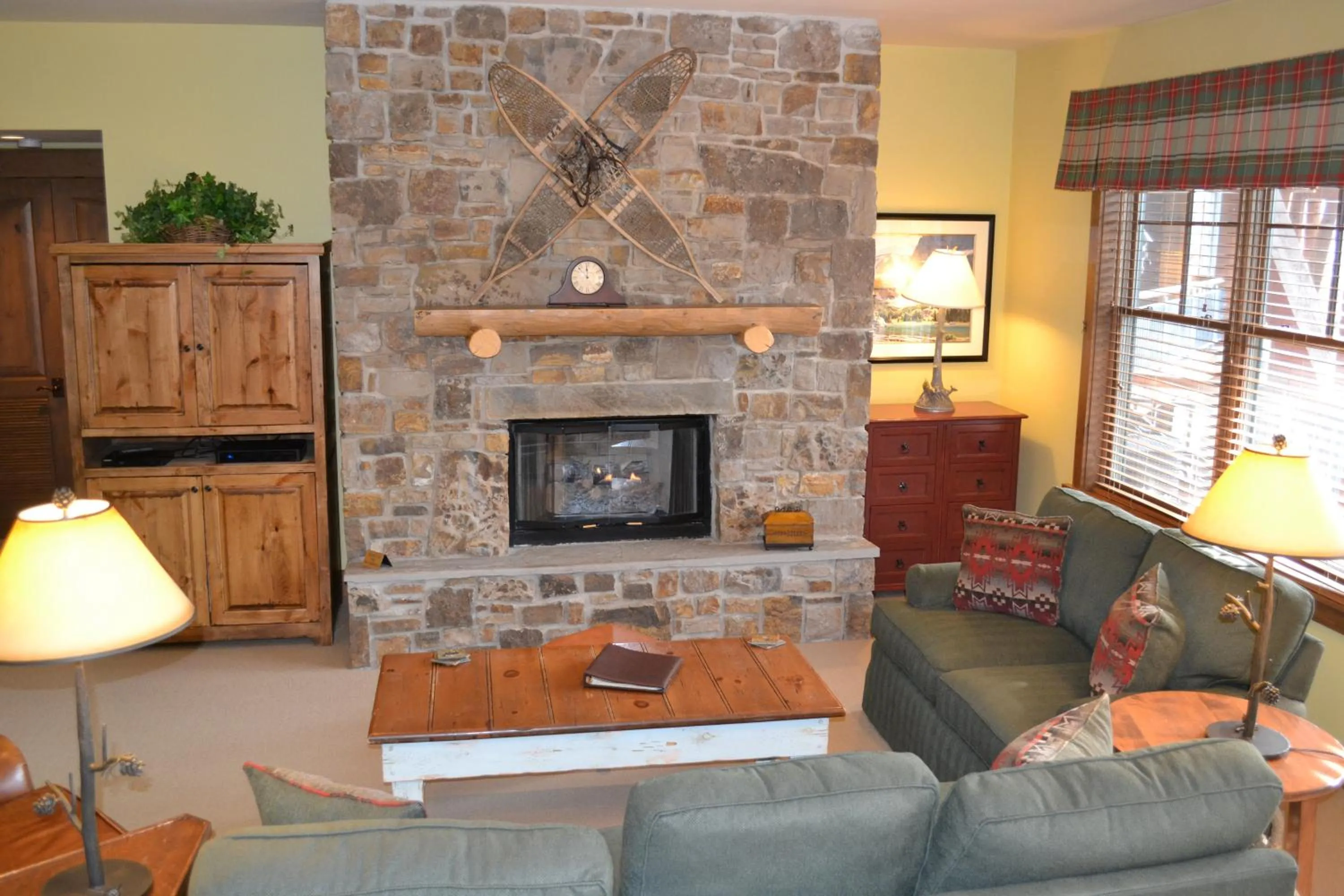 Living room in Teton Club