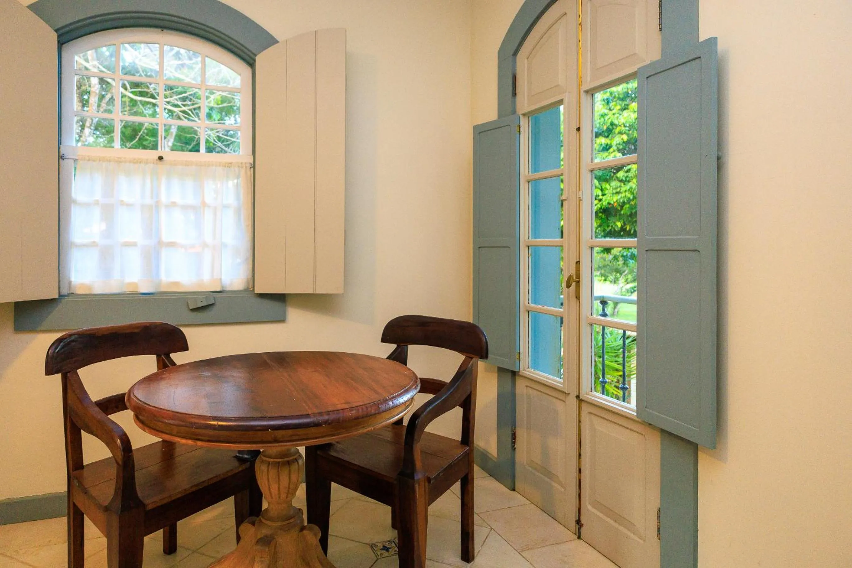 Dining area in Vila Angatu Eco Resort & SPA