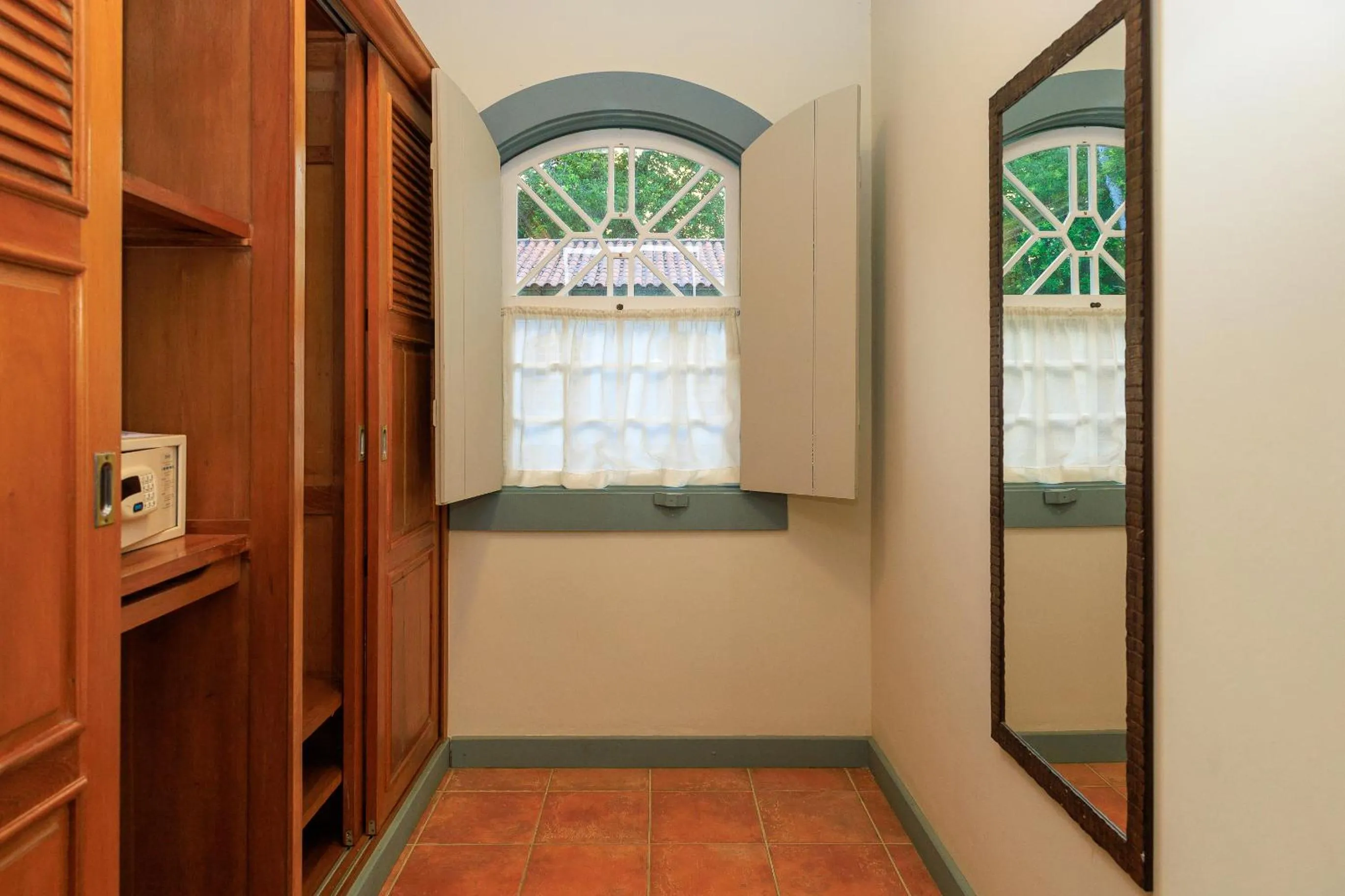 safe in Vila Angatu Eco Resort & SPA