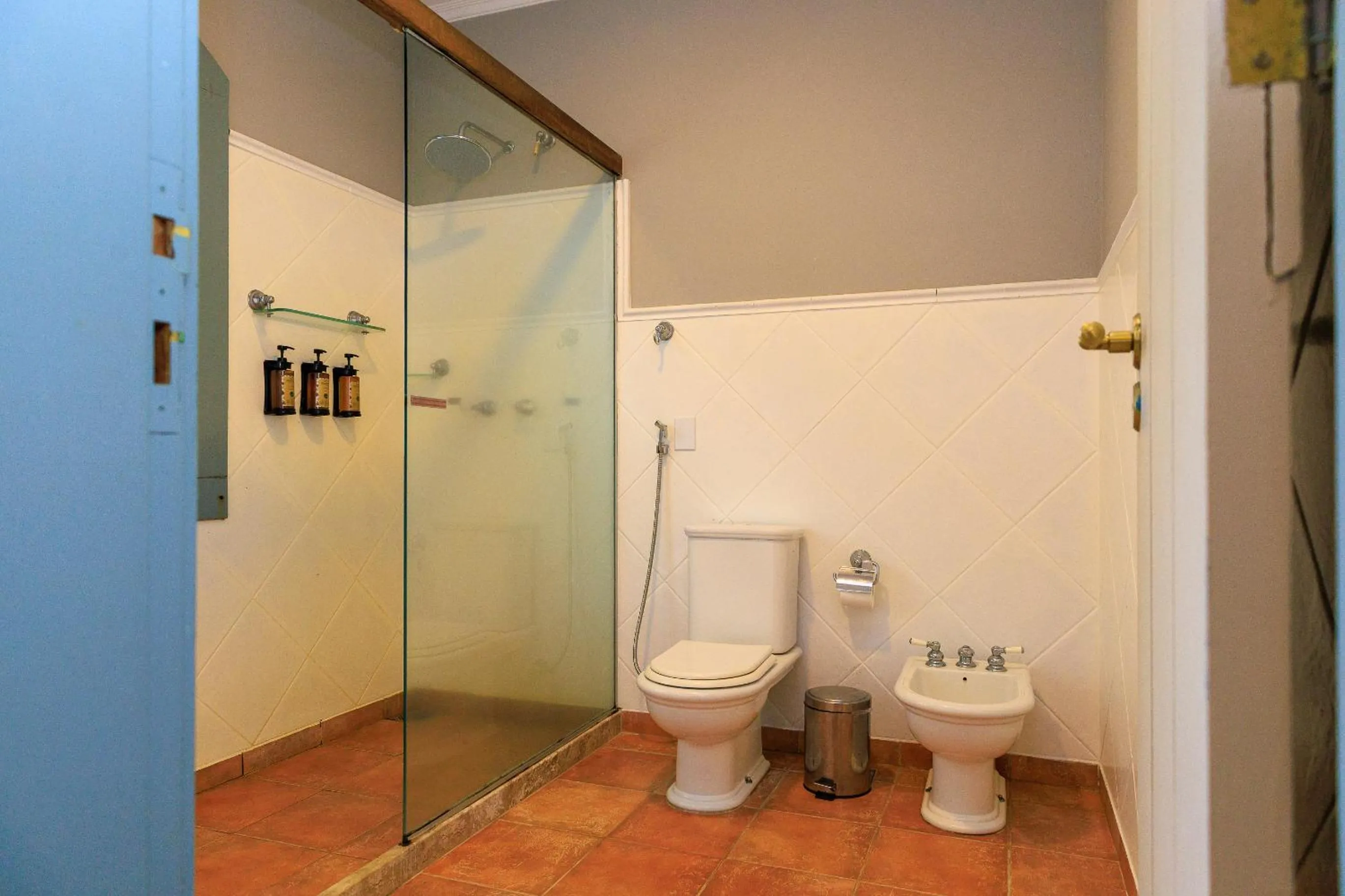 Shower in Vila Angatu Eco Resort & SPA